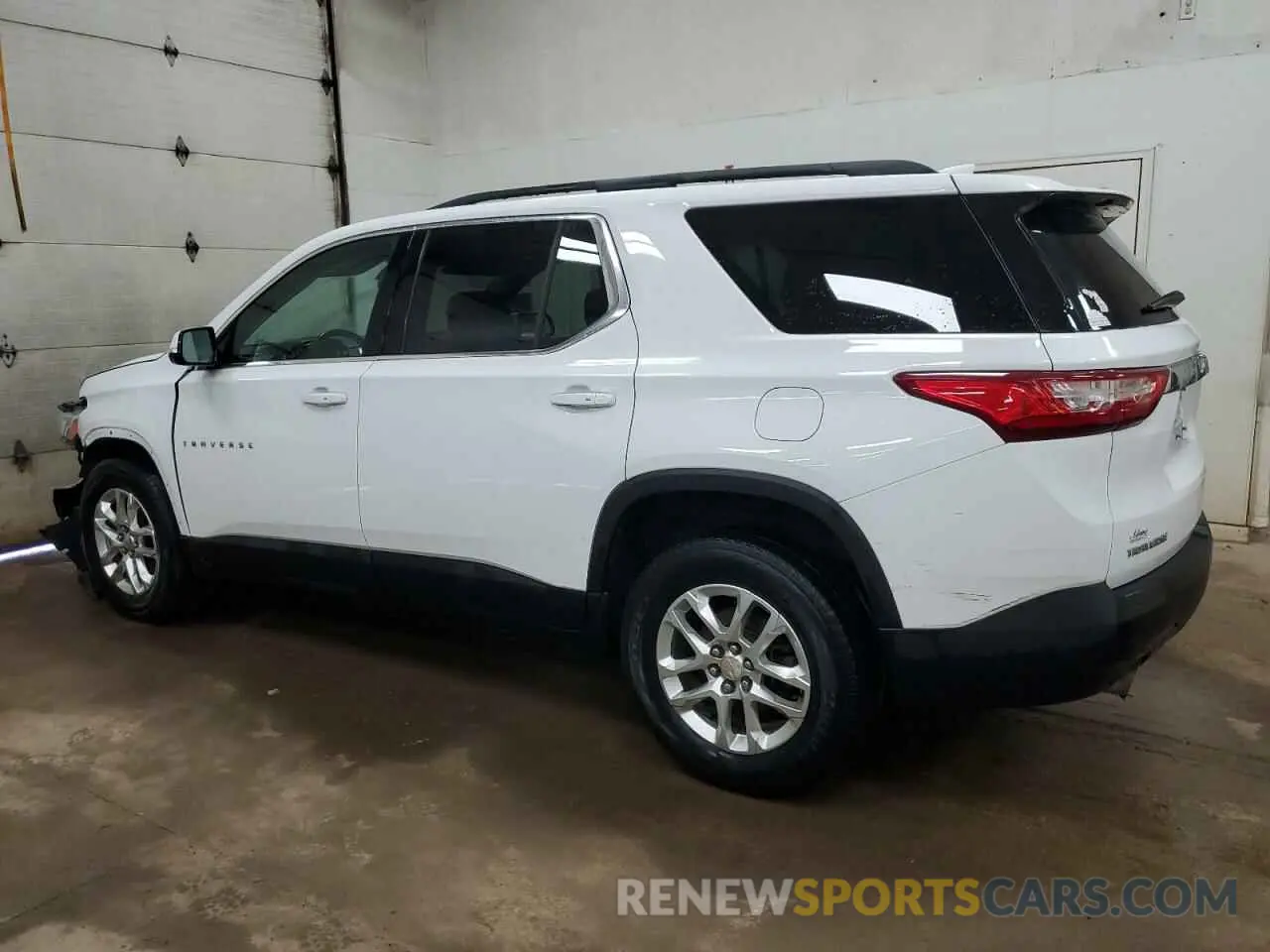 2 Photograph of a damaged car 1GNERGKW4KJ274439 CHEVROLET TRAVERSE 2019