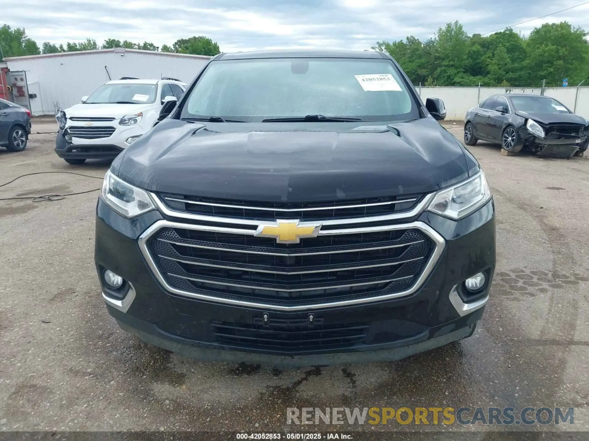 12 Photograph of a damaged car 1GNERGKW4KJ280578 CHEVROLET TRAVERSE 2019