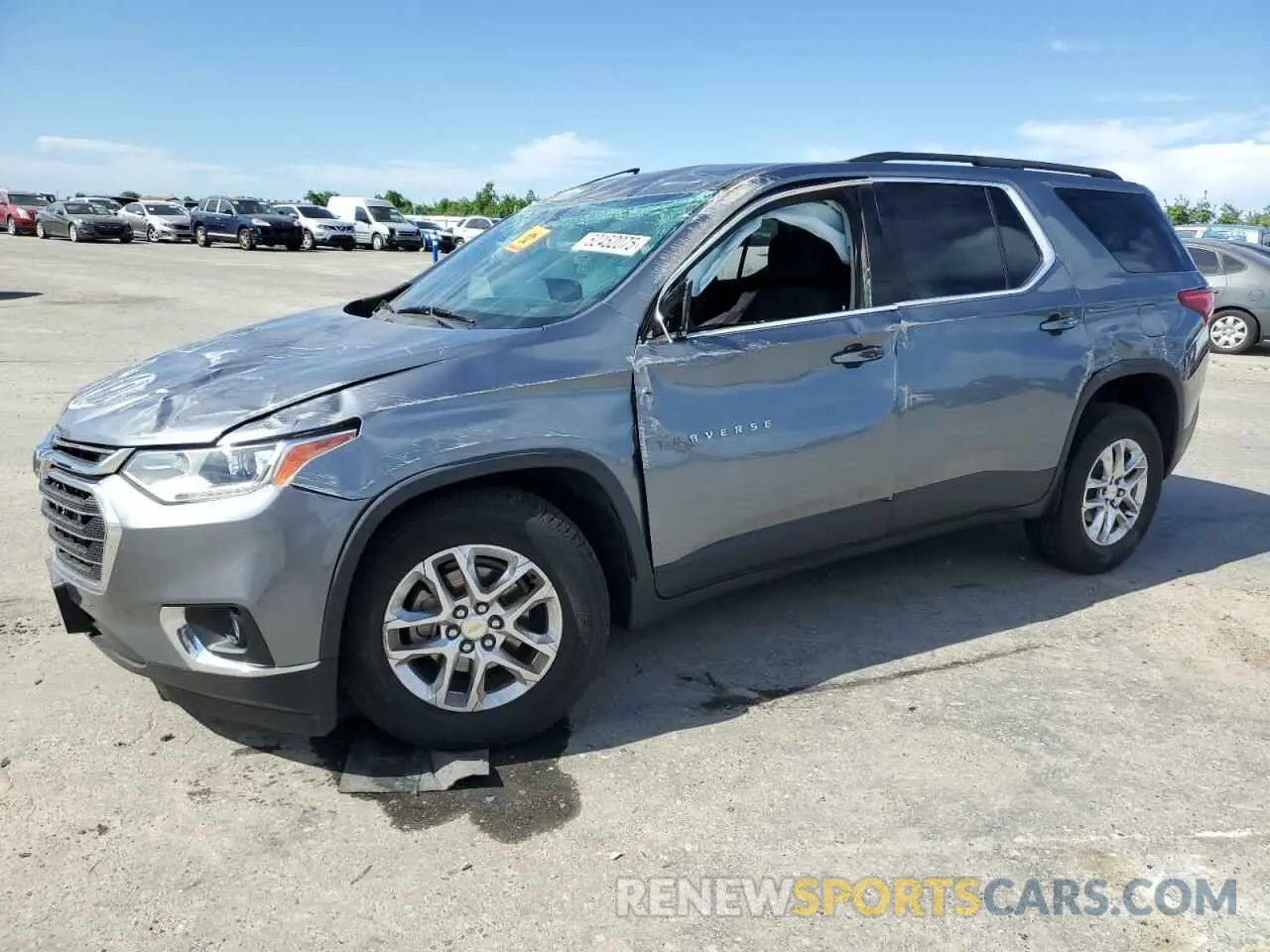 1 Photograph of a damaged car 1GNERGKW5KJ243636 CHEVROLET TRAVERSE 2019