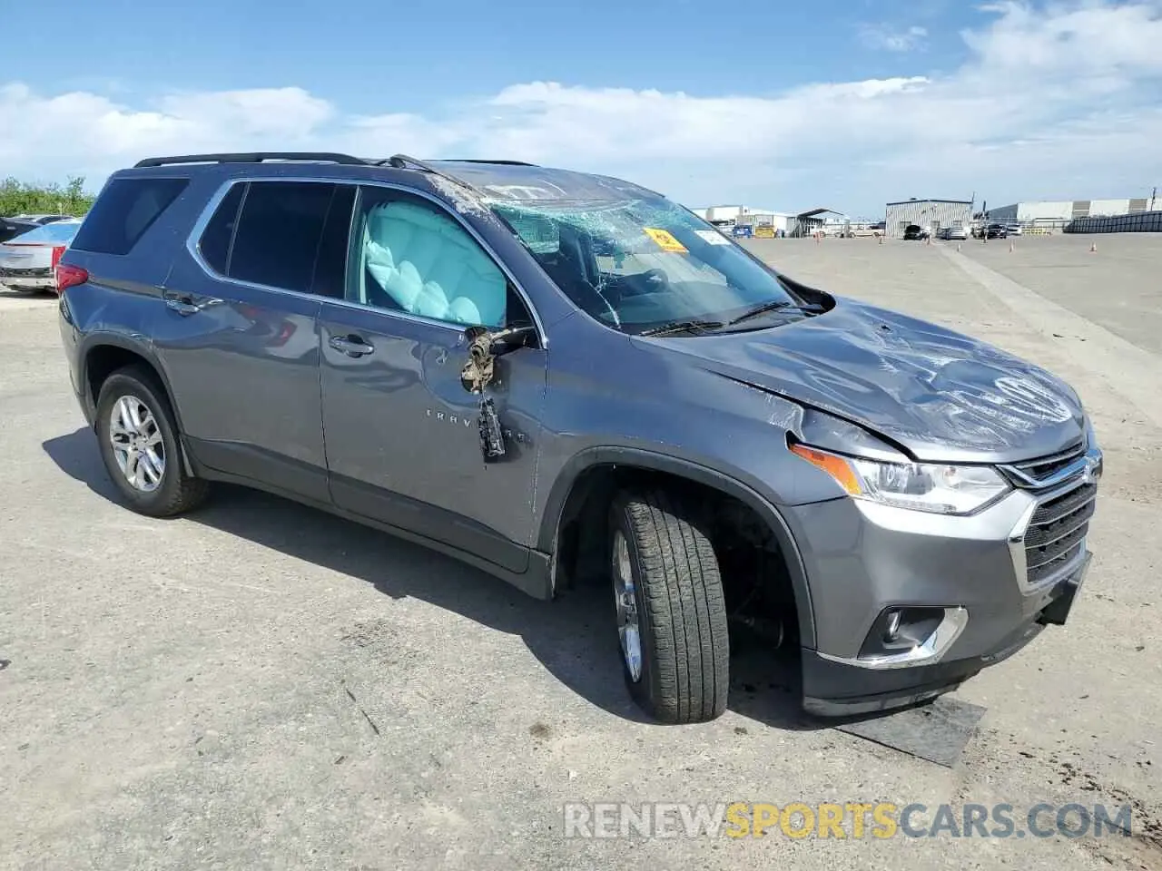4 Photograph of a damaged car 1GNERGKW5KJ243636 CHEVROLET TRAVERSE 2019