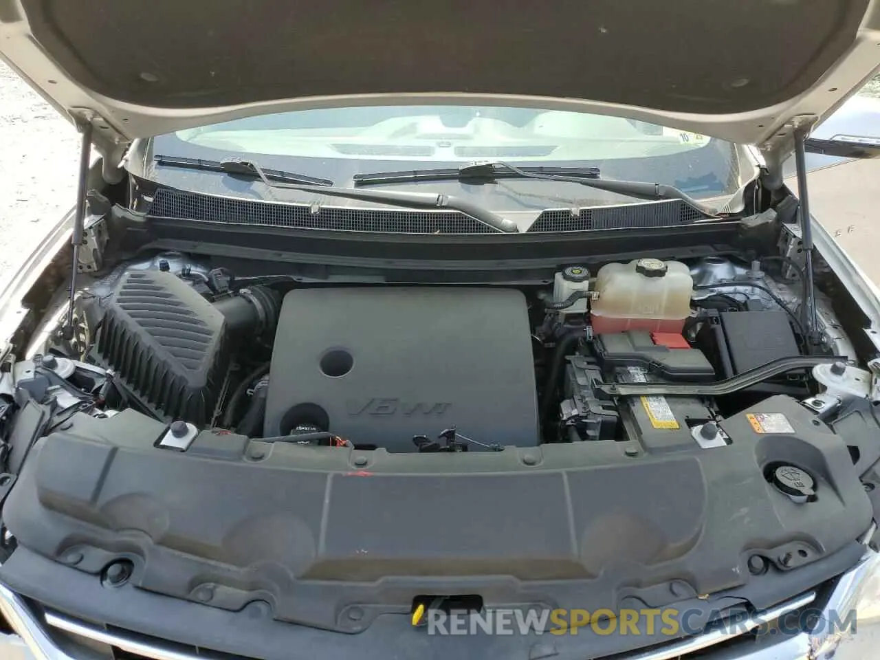 12 Photograph of a damaged car 1GNERGKW6KJ107225 CHEVROLET TRAVERSE 2019