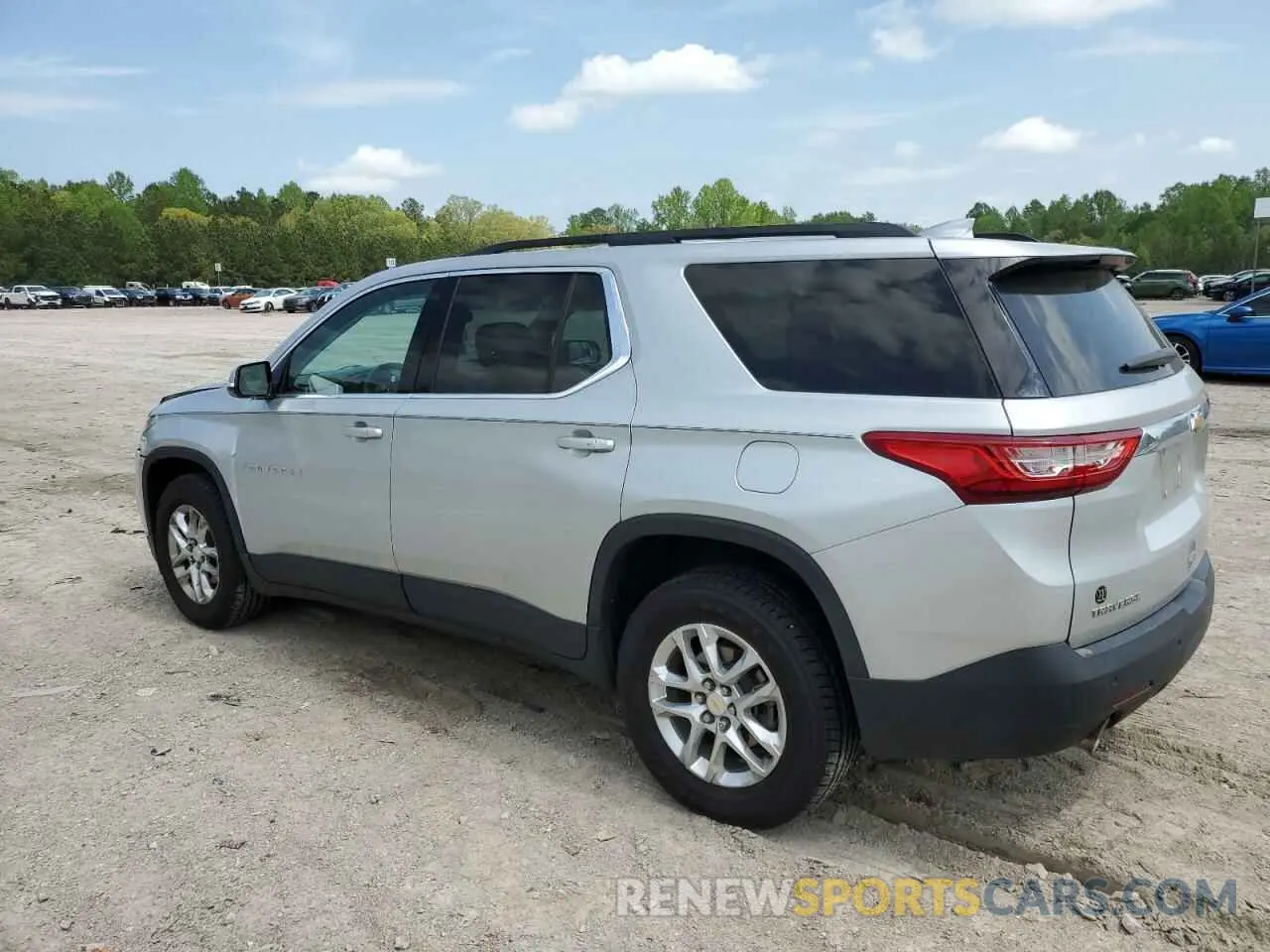 2 Photograph of a damaged car 1GNERGKW6KJ107225 CHEVROLET TRAVERSE 2019