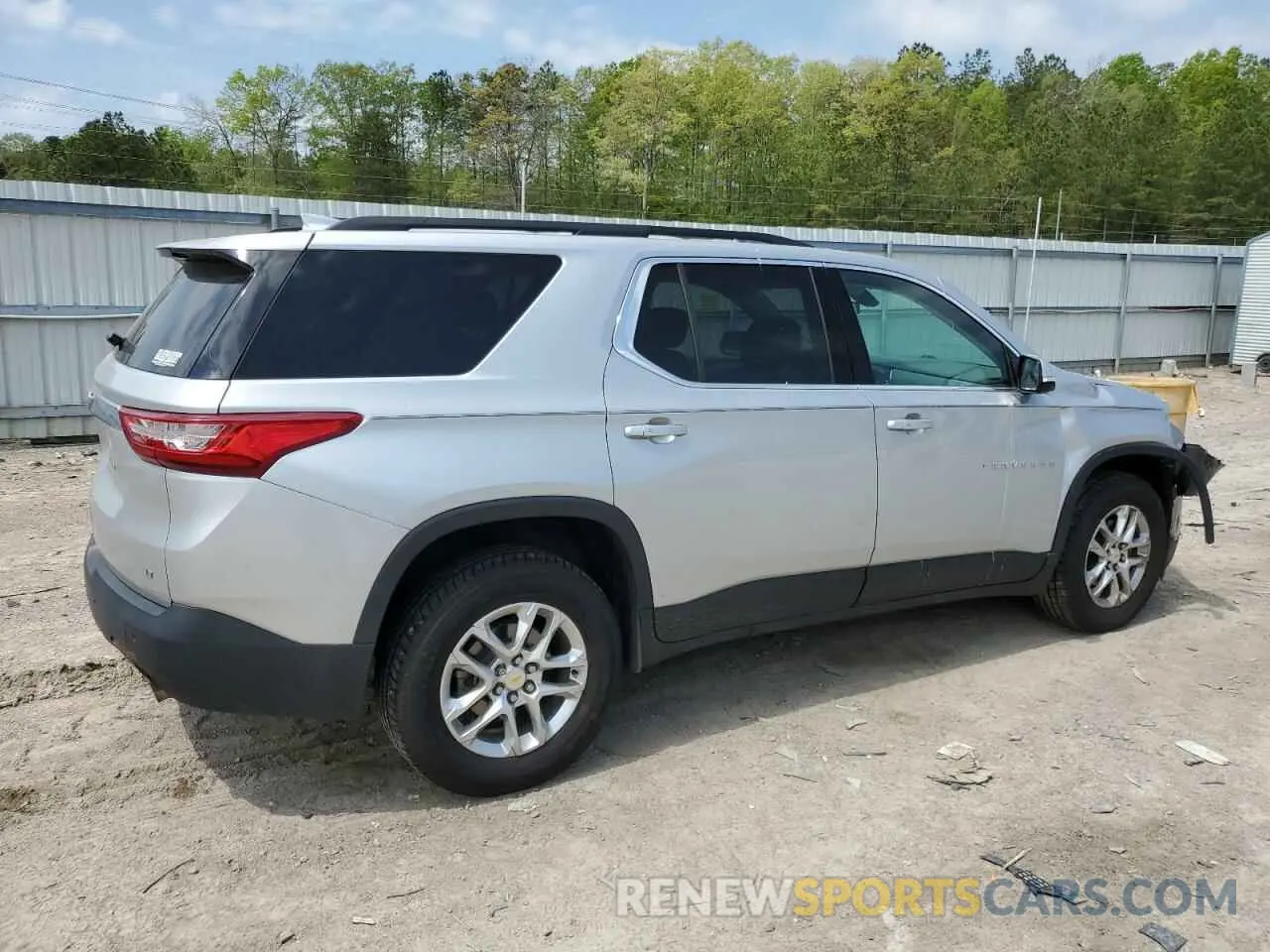 3 Photograph of a damaged car 1GNERGKW6KJ107225 CHEVROLET TRAVERSE 2019