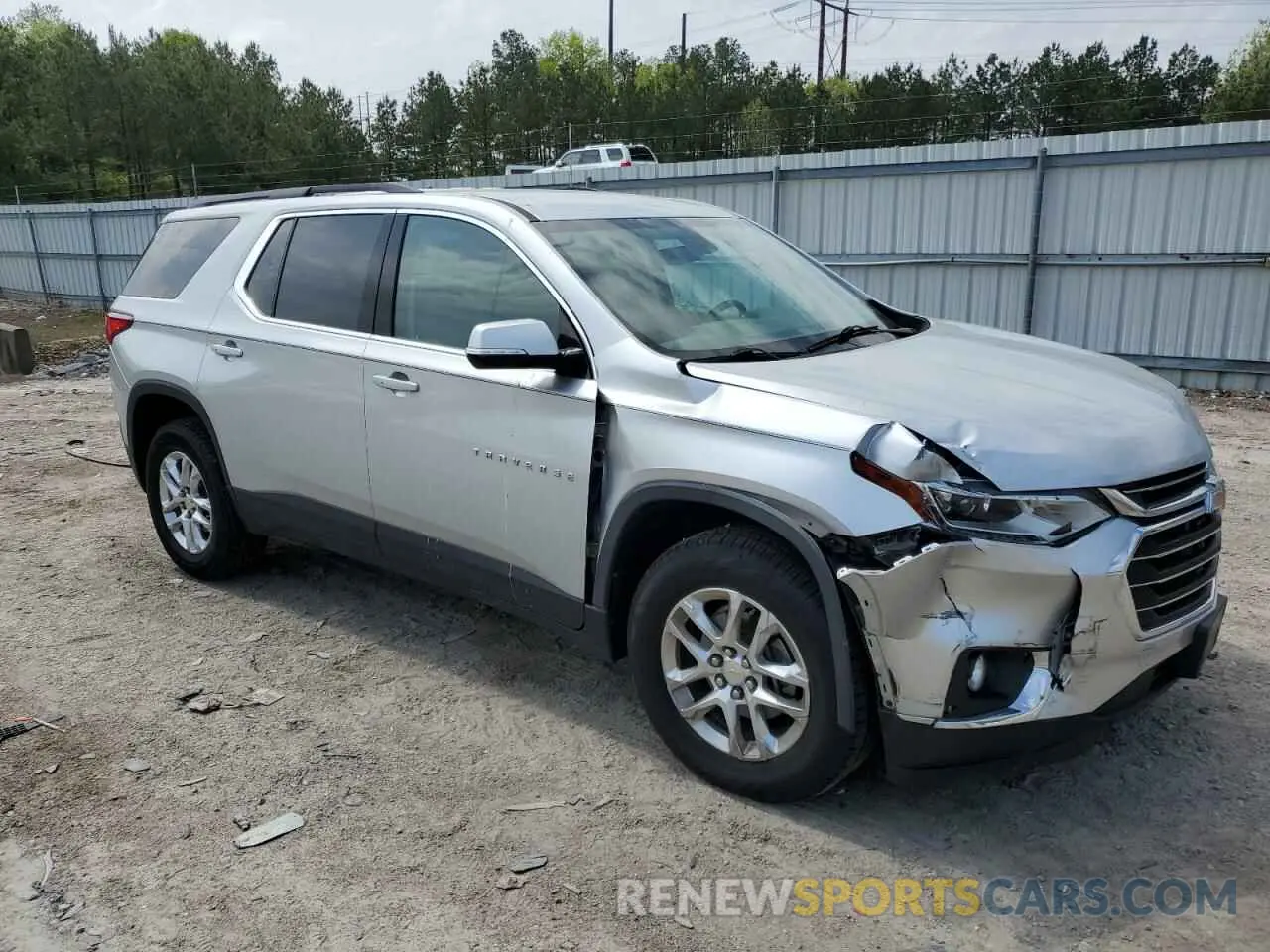 4 Photograph of a damaged car 1GNERGKW6KJ107225 CHEVROLET TRAVERSE 2019