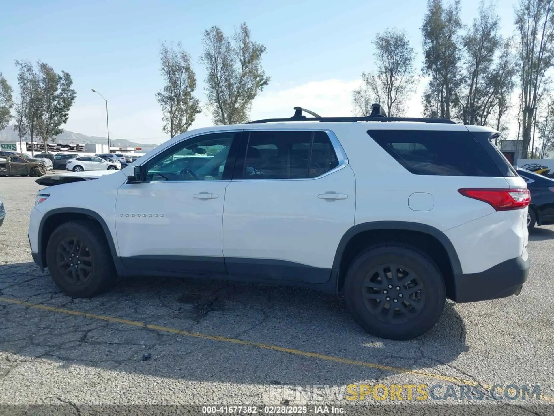 14 Photograph of a damaged car 1GNERGKW6KJ120217 CHEVROLET TRAVERSE 2019