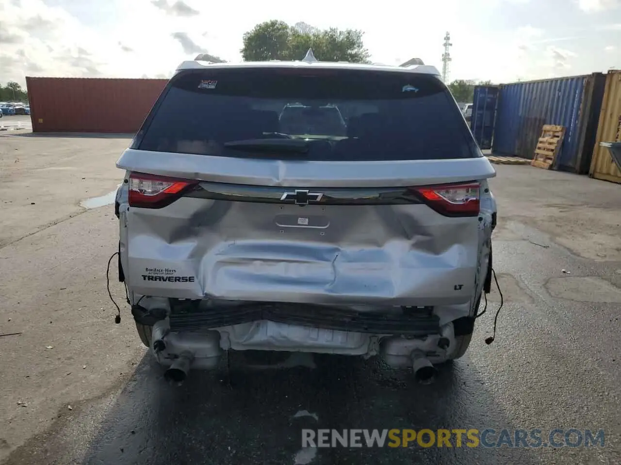 6 Photograph of a damaged car 1GNERGKW6KJ272921 CHEVROLET TRAVERSE 2019