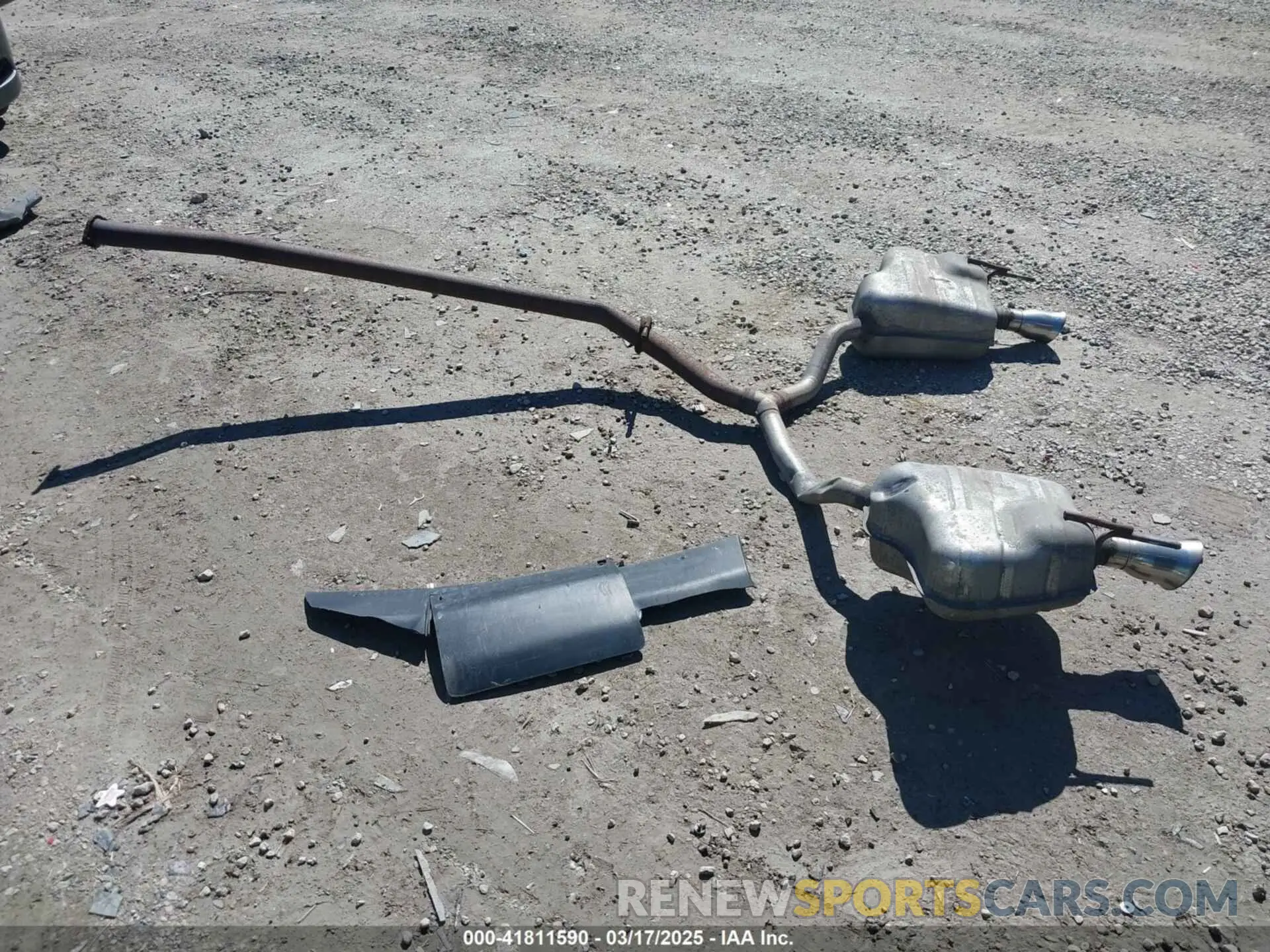 12 Photograph of a damaged car 1GNERGKW7KJ113986 CHEVROLET TRAVERSE 2019