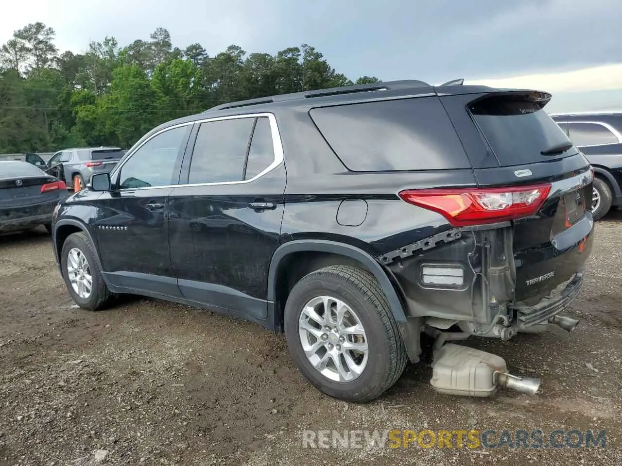 2 Photograph of a damaged car 1GNERGKW7KJ123014 CHEVROLET TRAVERSE 2019