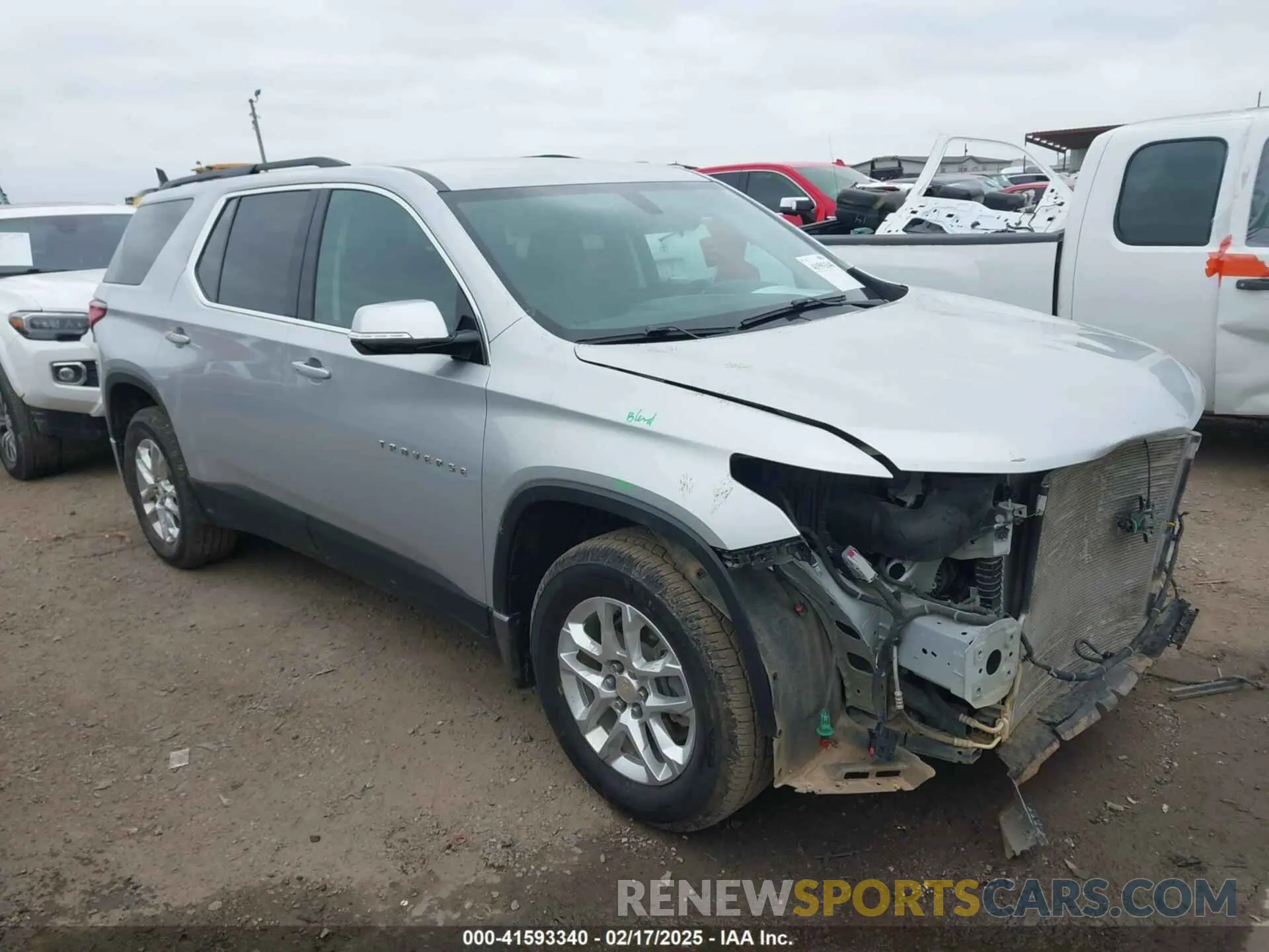 1 Photograph of a damaged car 1GNERGKW7KJ191071 CHEVROLET TRAVERSE 2019