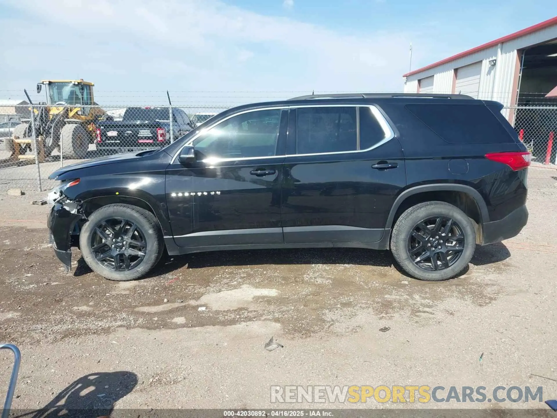 14 Photograph of a damaged car 1GNERGKW7KJ196349 CHEVROLET TRAVERSE 2019