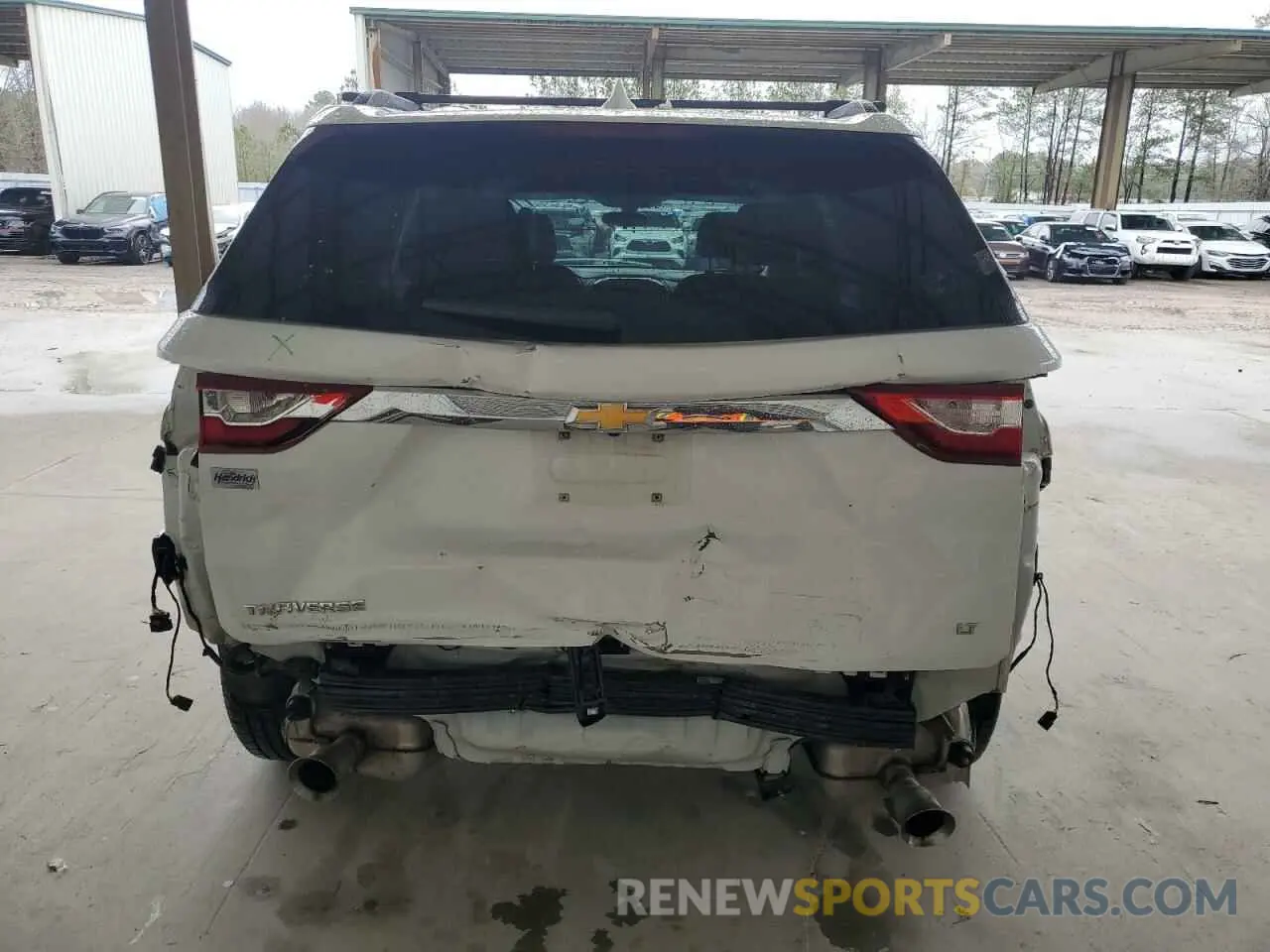 6 Photograph of a damaged car 1GNERGKW7KJ205549 CHEVROLET TRAVERSE 2019