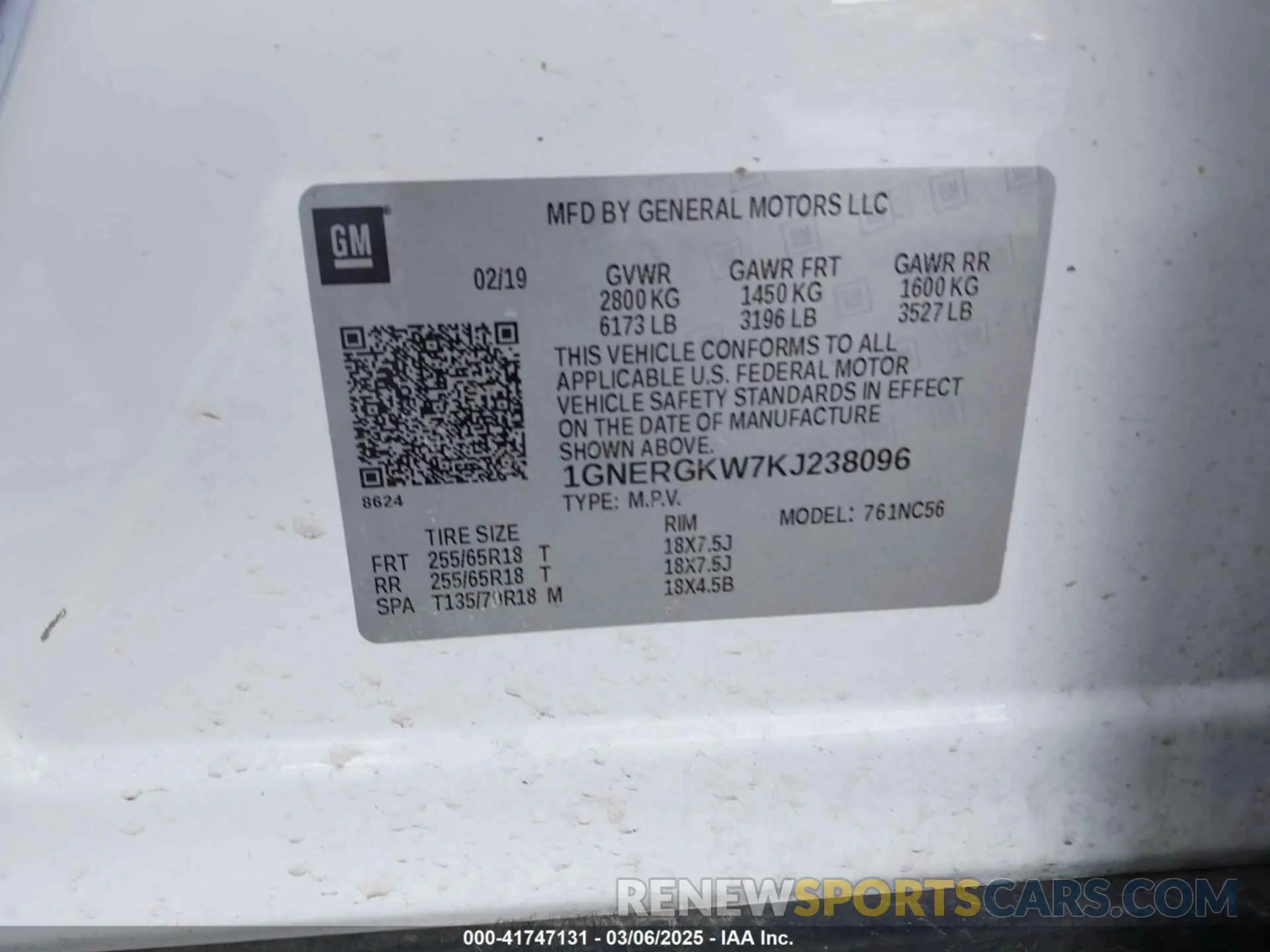 9 Photograph of a damaged car 1GNERGKW7KJ238096 CHEVROLET TRAVERSE 2019