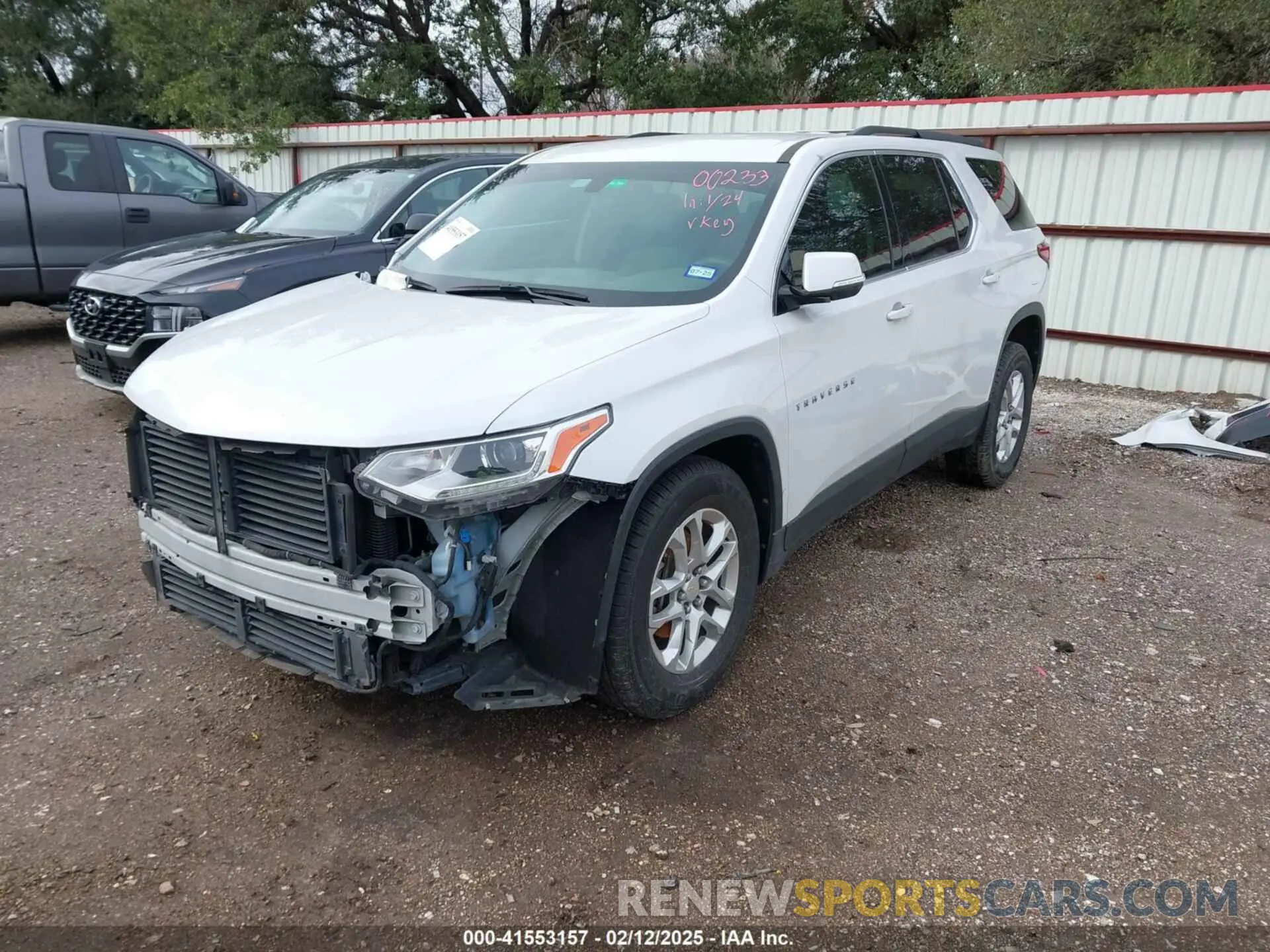 2 Photograph of a damaged car 1GNERGKW8KJ171606 CHEVROLET TRAVERSE 2019