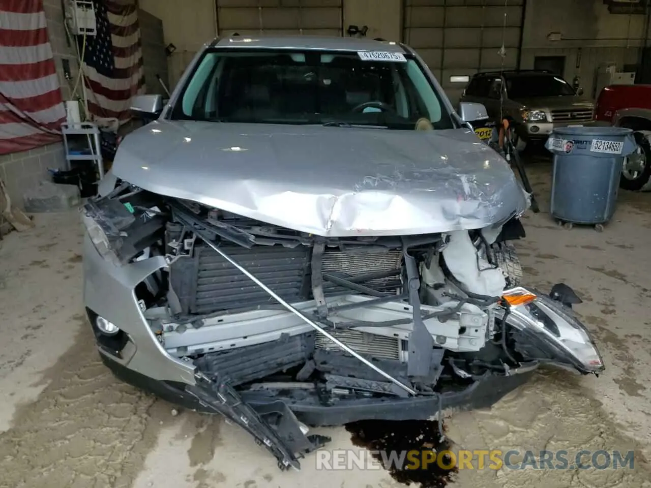 5 Photograph of a damaged car 1GNERGKW8KJ219380 CHEVROLET TRAVERSE 2019
