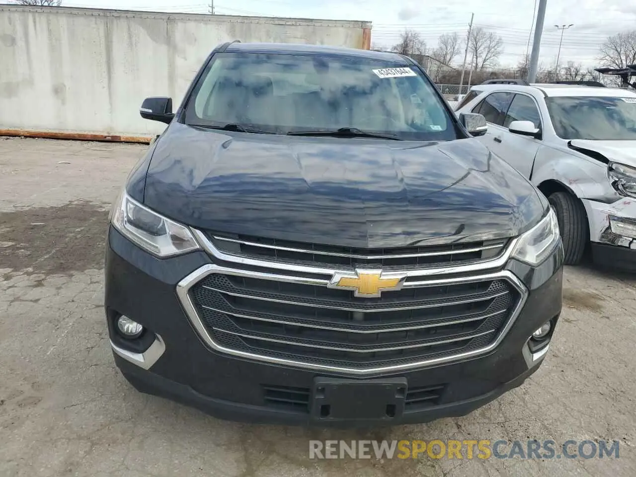 5 Photograph of a damaged car 1GNERGKW8KJ234705 CHEVROLET TRAVERSE 2019