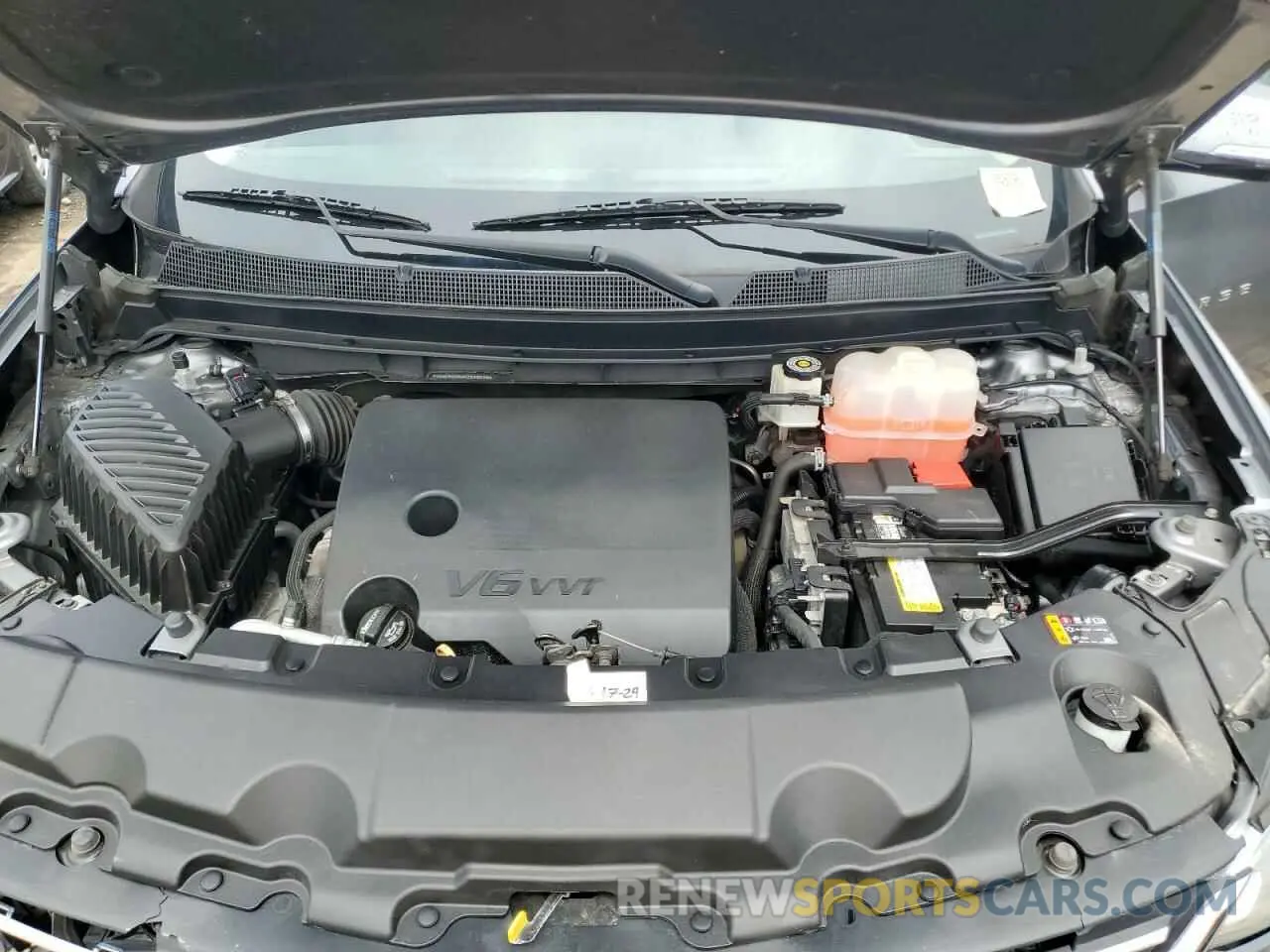 12 Photograph of a damaged car 1GNERGKW8KJ258275 CHEVROLET TRAVERSE 2019