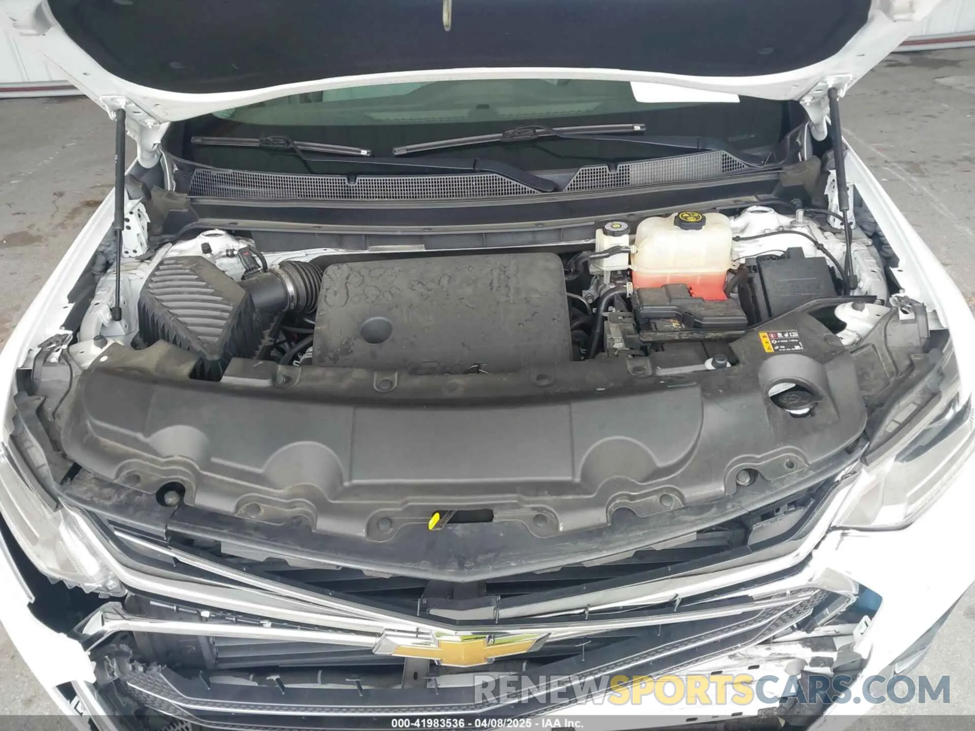 10 Photograph of a damaged car 1GNERGKW8KJ290689 CHEVROLET TRAVERSE 2019