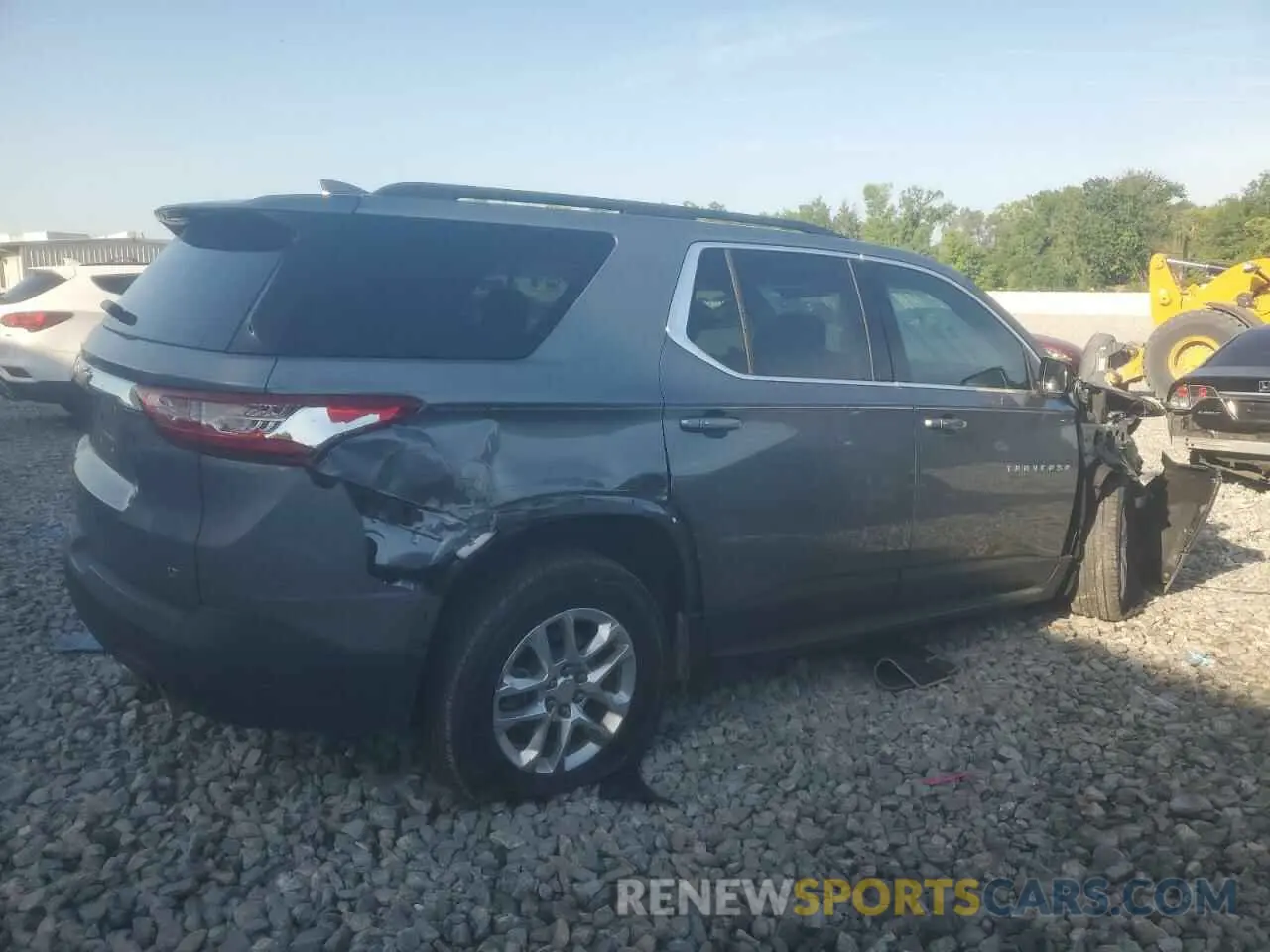 3 Photograph of a damaged car 1GNERGKW8KJ305014 CHEVROLET TRAVERSE 2019