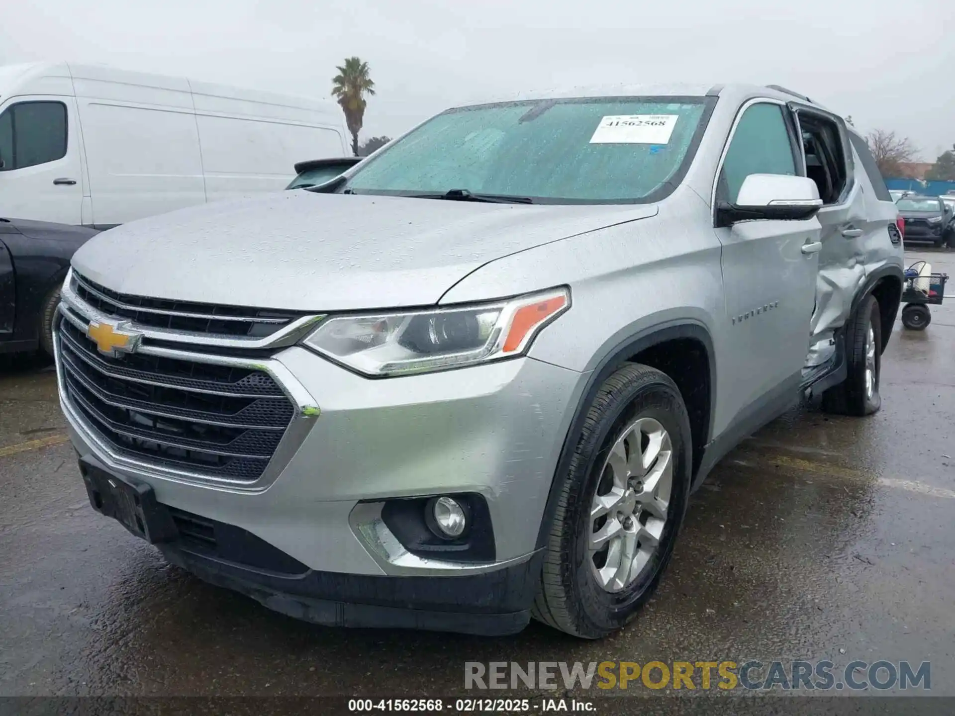 2 Photograph of a damaged car 1GNERGKW9KJ120342 CHEVROLET TRAVERSE 2019