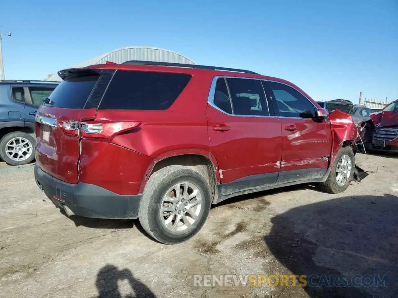 3 Photograph of a damaged car 1GNERGKW9KJ143328 CHEVROLET TRAVERSE 2019