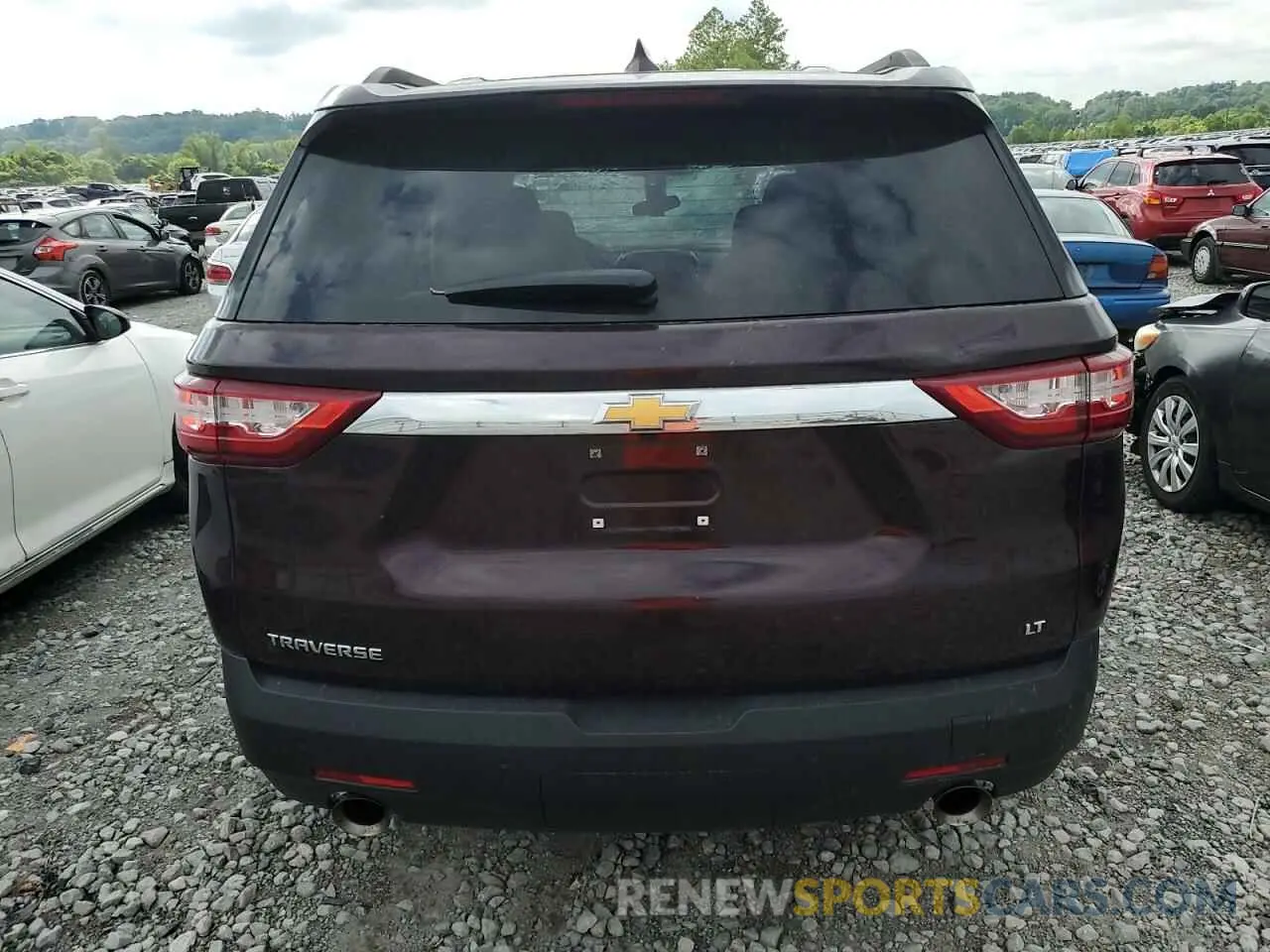 6 Photograph of a damaged car 1GNERGKW9KJ201891 CHEVROLET TRAVERSE 2019
