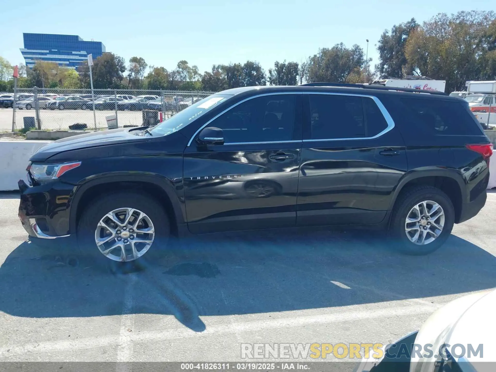 14 Photograph of a damaged car 1GNERGKW9KJ210803 CHEVROLET TRAVERSE 2019