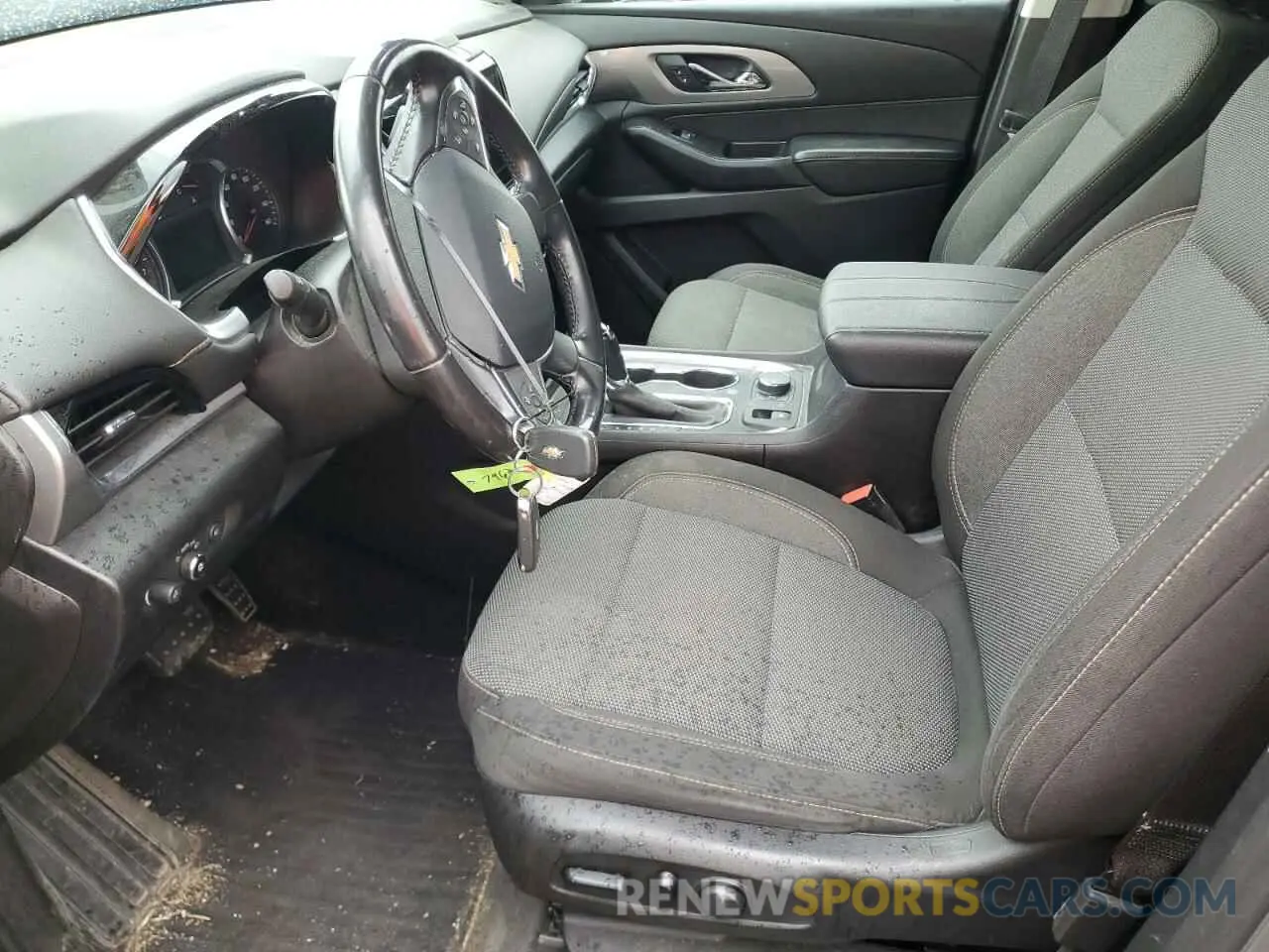 7 Photograph of a damaged car 1GNERGKW9KJ217962 CHEVROLET TRAVERSE 2019