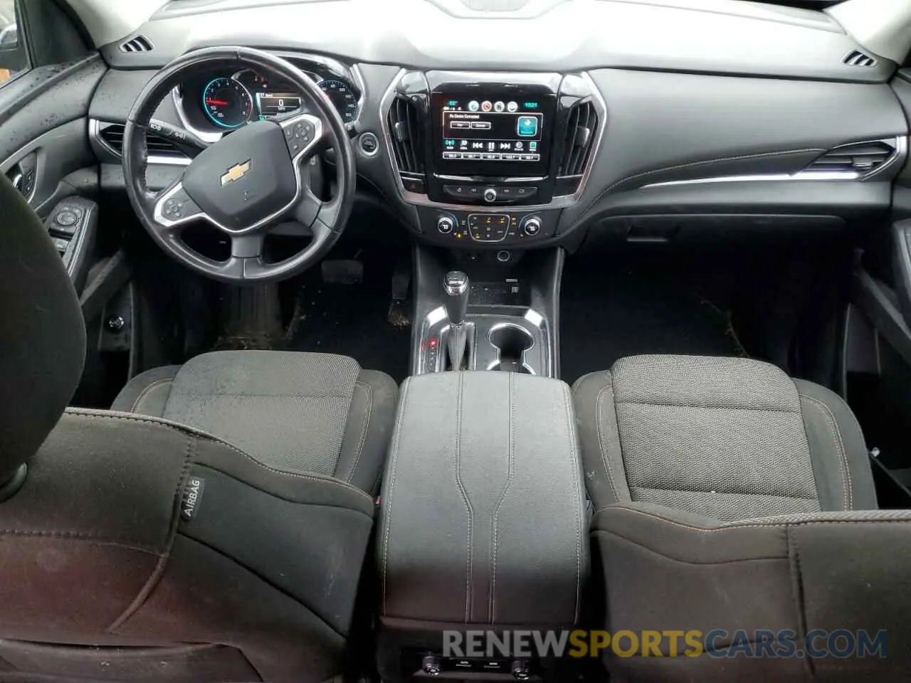 8 Photograph of a damaged car 1GNERGKW9KJ217962 CHEVROLET TRAVERSE 2019