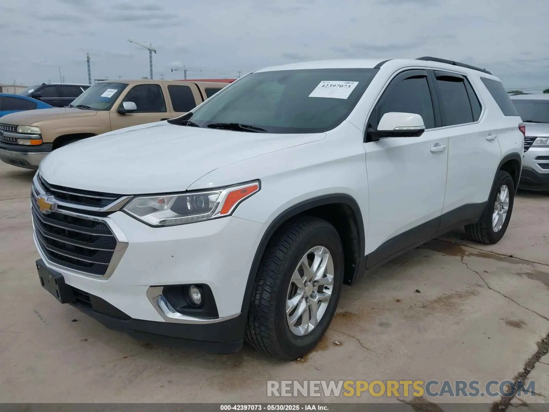 2 Photograph of a damaged car 1GNERGKW9KJ296145 CHEVROLET TRAVERSE 2019