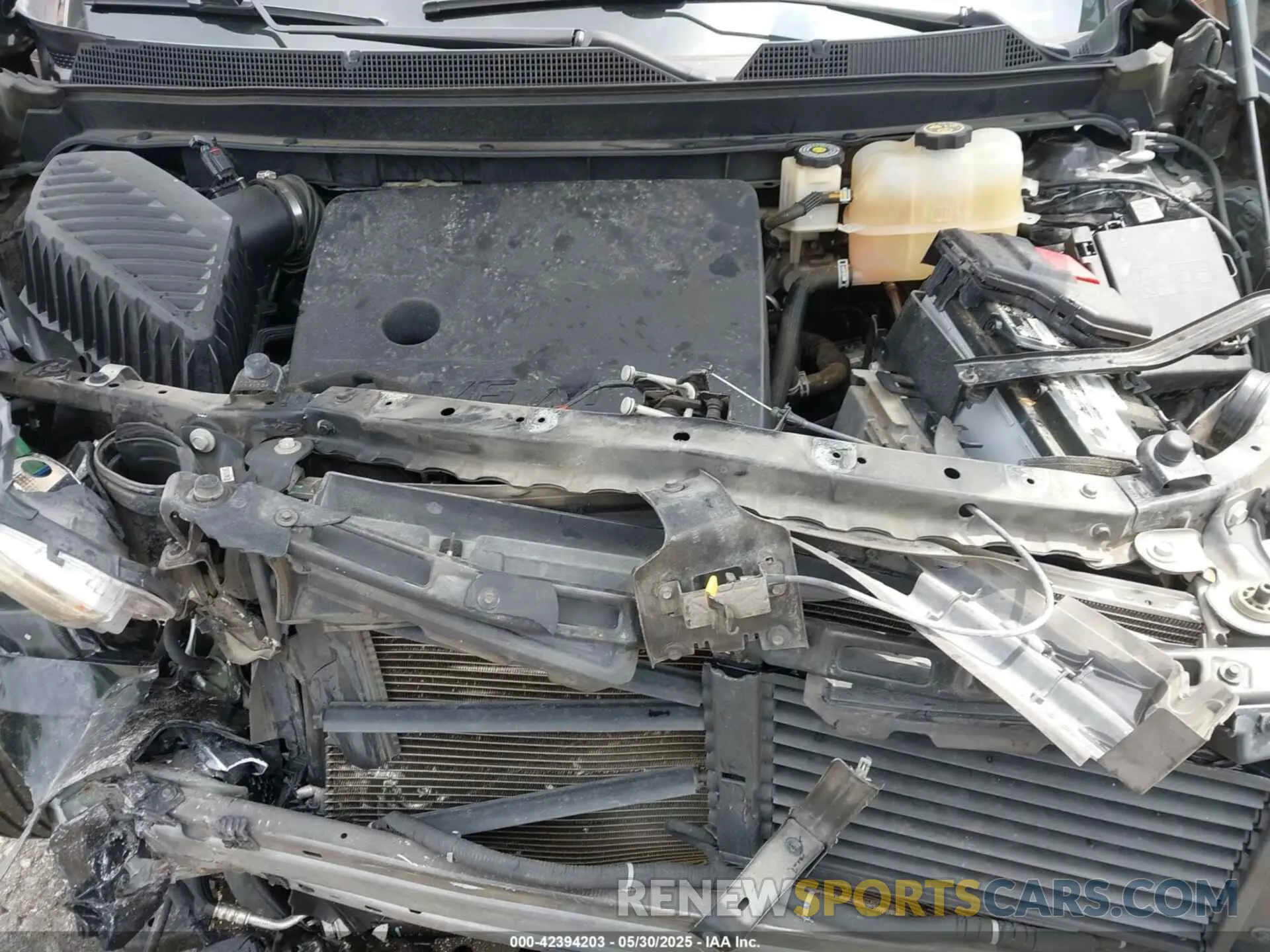 10 Photograph of a damaged car 1GNERGKWXKJ119474 CHEVROLET TRAVERSE 2019