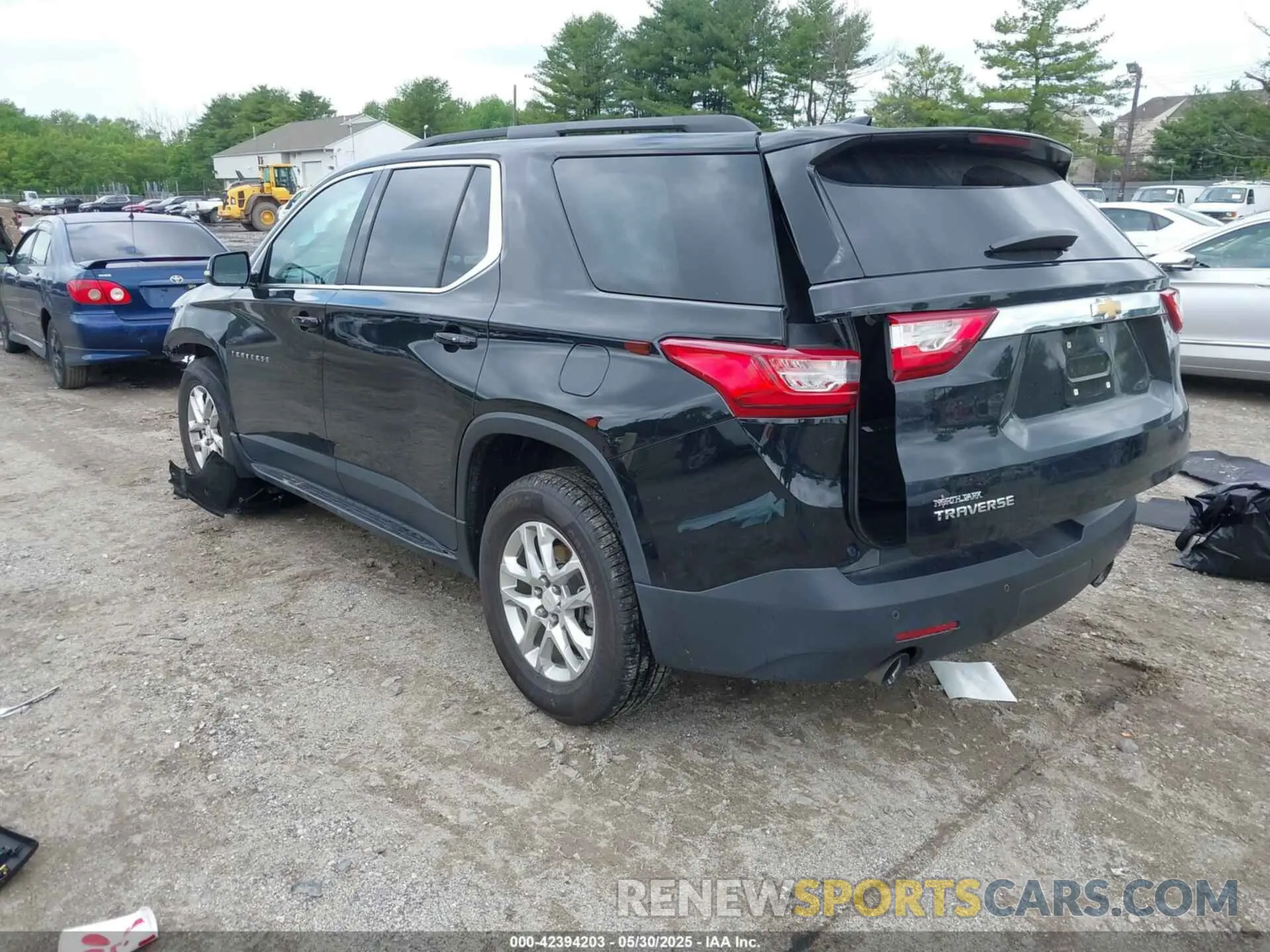 3 Photograph of a damaged car 1GNERGKWXKJ119474 CHEVROLET TRAVERSE 2019