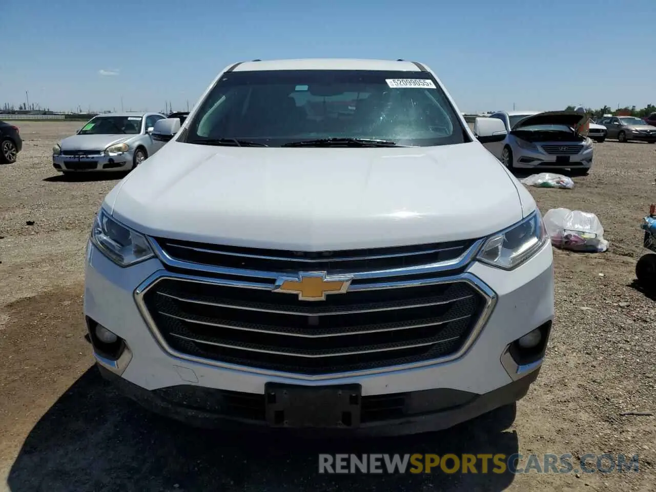 5 Photograph of a damaged car 1GNERGKWXKJ199469 CHEVROLET TRAVERSE 2019