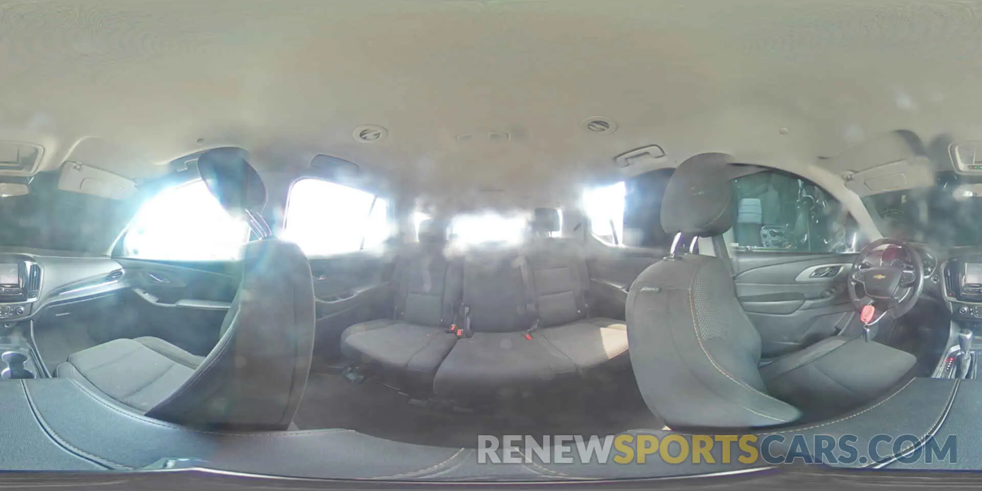 16 Photograph of a damaged car 1GNERGKWXKJ244331 CHEVROLET TRAVERSE 2019