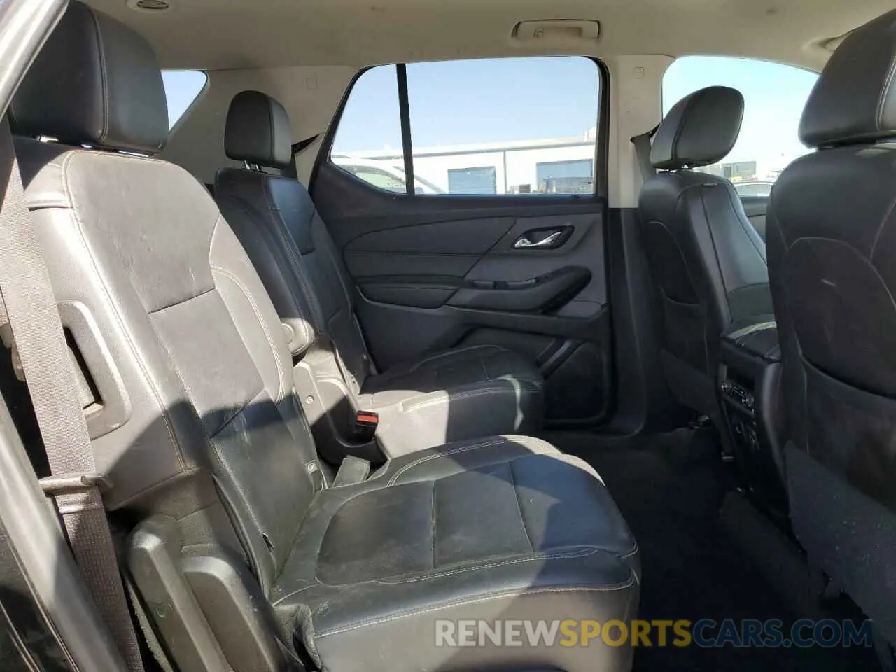 11 Photograph of a damaged car 1GNERHKW0KJ273813 CHEVROLET TRAVERSE 2019