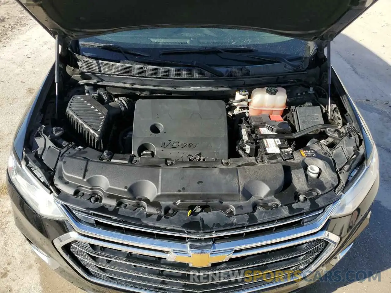 12 Photograph of a damaged car 1GNERHKW0KJ273813 CHEVROLET TRAVERSE 2019