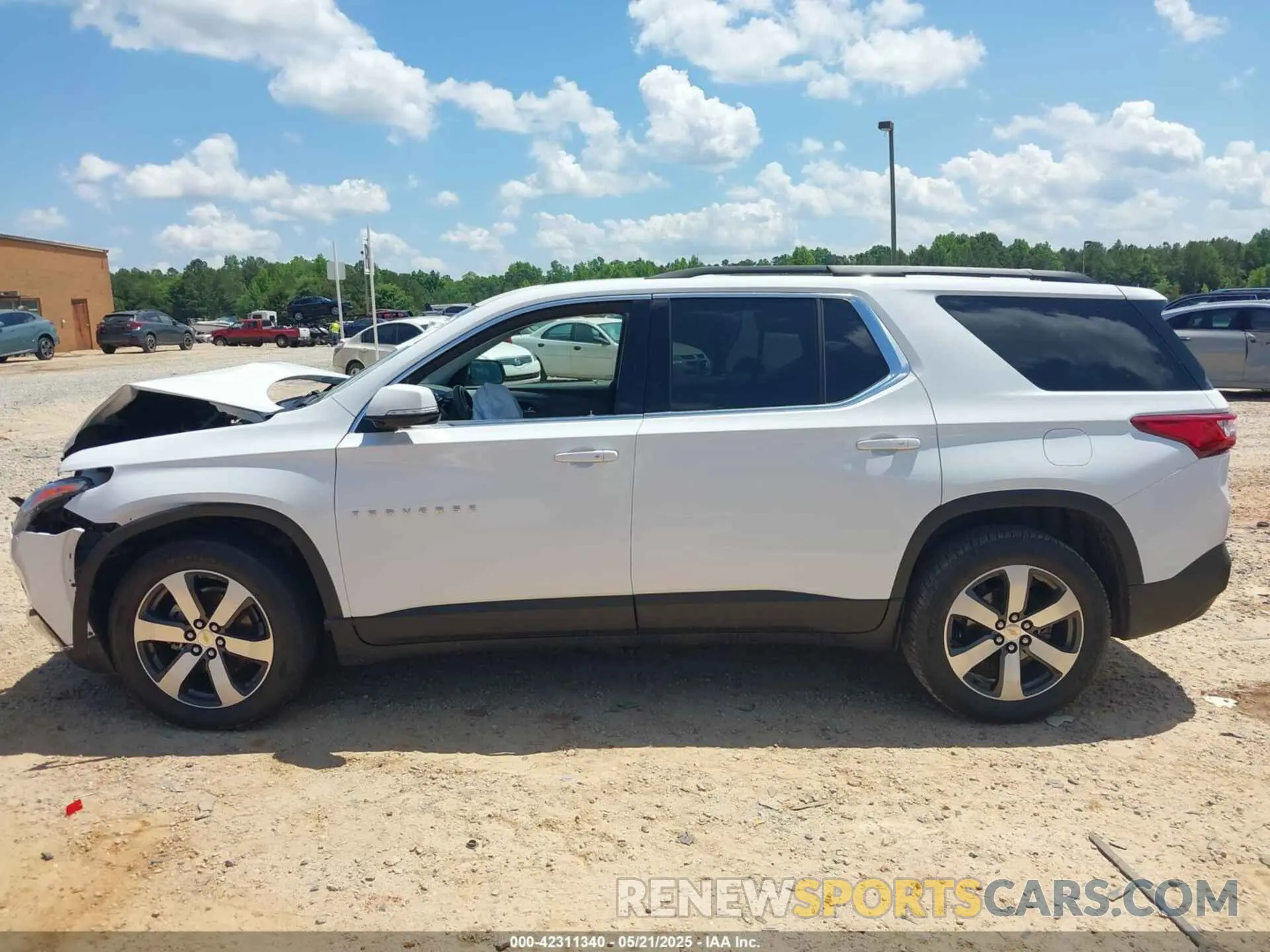 14 Photograph of a damaged car 1GNERHKW1KJ193338 CHEVROLET TRAVERSE 2019