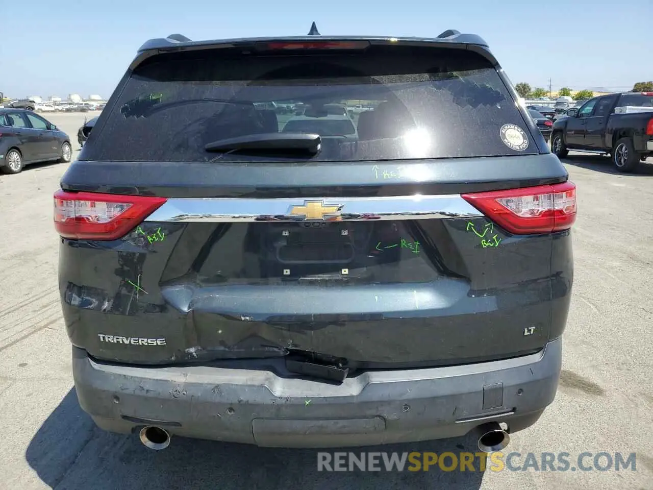 6 Photograph of a damaged car 1GNERHKW2KJ162552 CHEVROLET TRAVERSE 2019