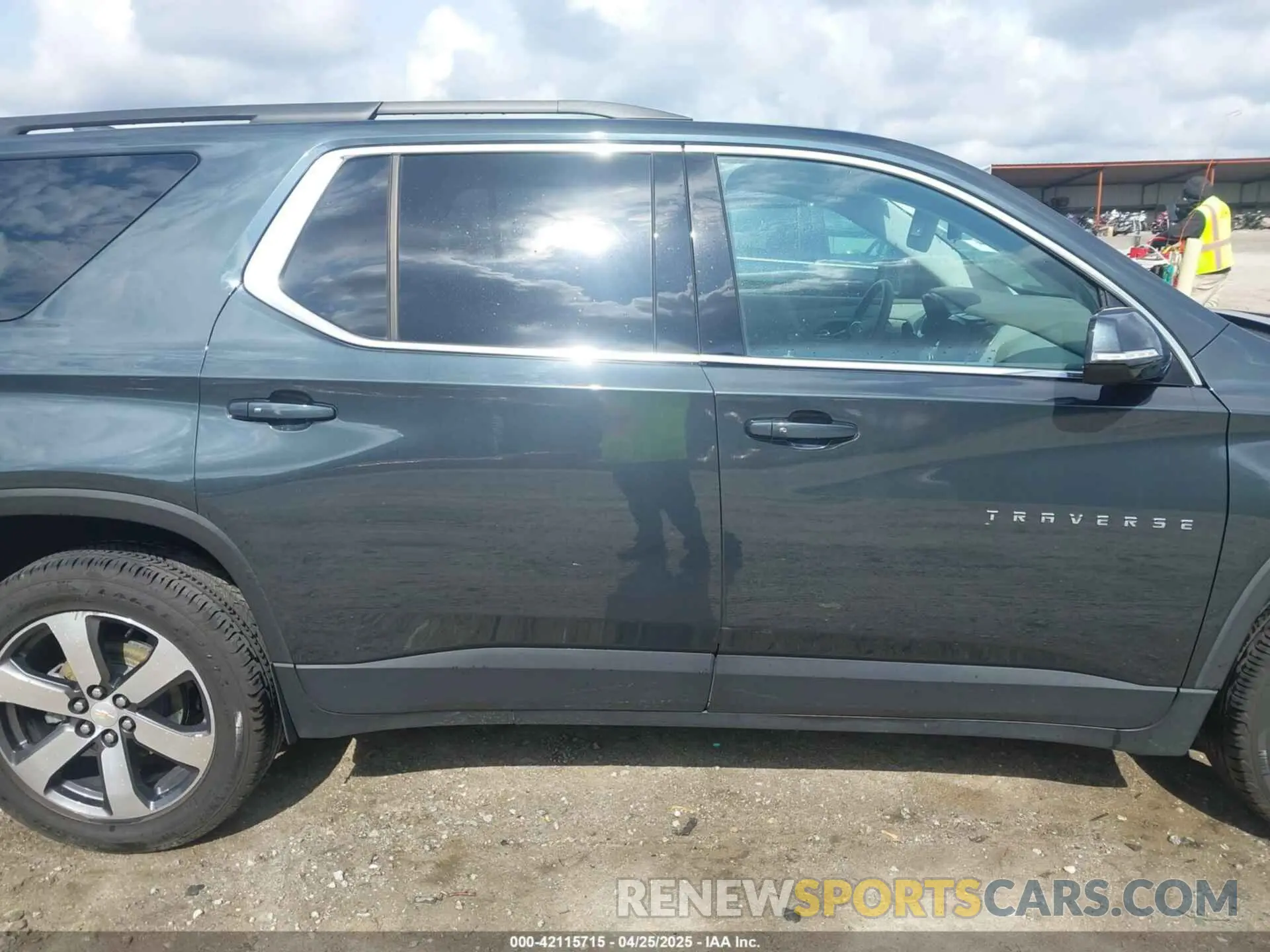 13 Photograph of a damaged car 1GNERHKW2KJ180629 CHEVROLET TRAVERSE 2019