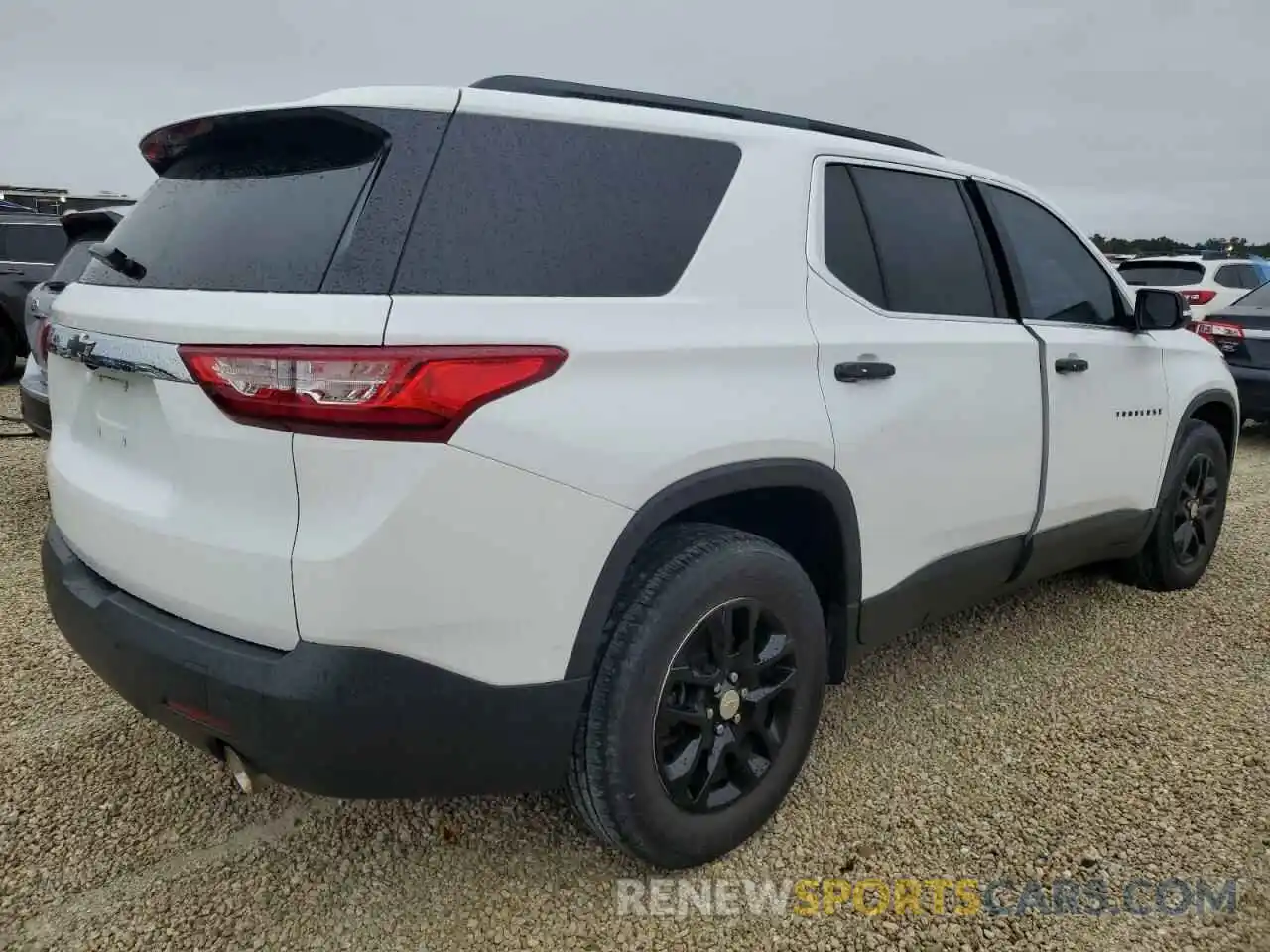 3 Photograph of a damaged car 1GNERHKW2KJ298017 CHEVROLET TRAVERSE 2019