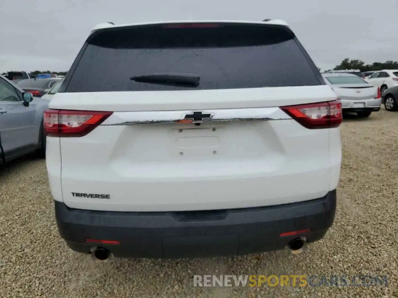 6 Photograph of a damaged car 1GNERHKW2KJ298017 CHEVROLET TRAVERSE 2019