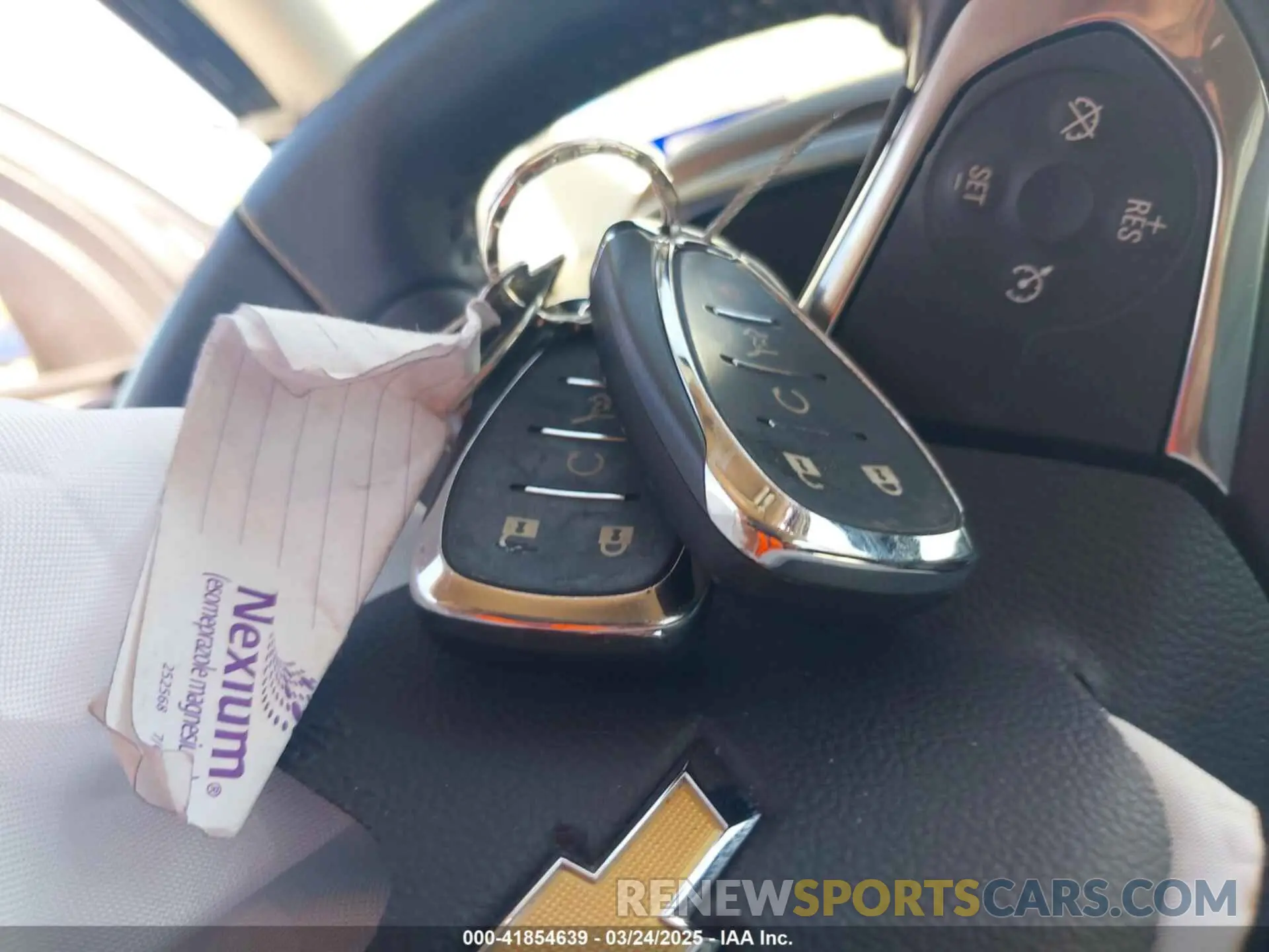 11 Photograph of a damaged car 1GNERHKW4KJ141055 CHEVROLET TRAVERSE 2019