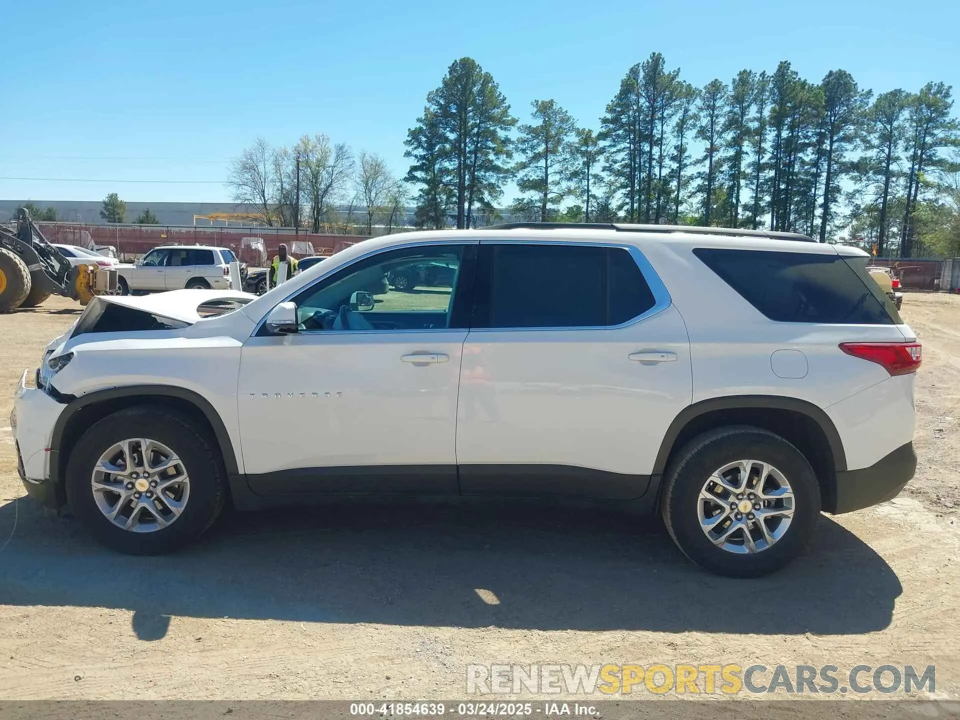 15 Photograph of a damaged car 1GNERHKW4KJ141055 CHEVROLET TRAVERSE 2019