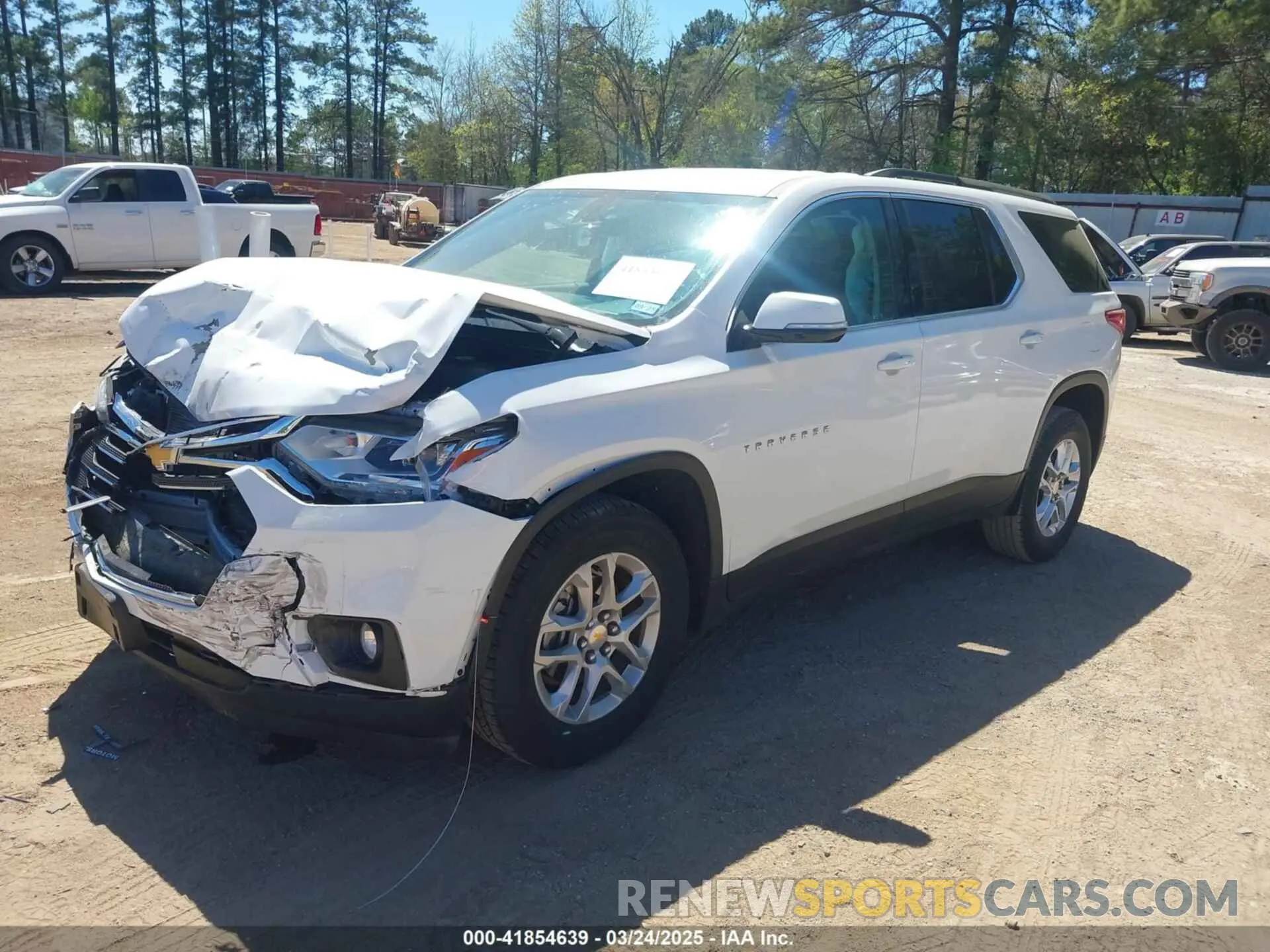 2 Photograph of a damaged car 1GNERHKW4KJ141055 CHEVROLET TRAVERSE 2019