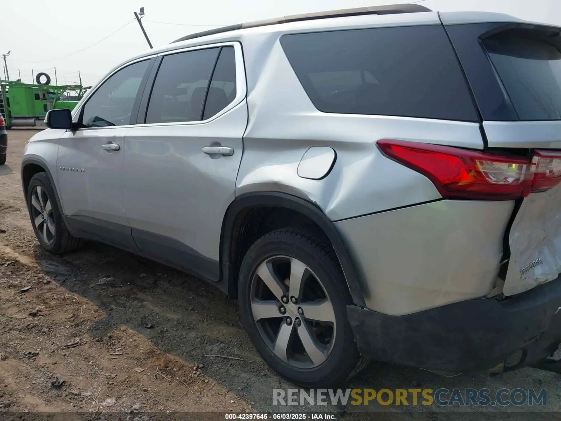 6 Photograph of a damaged car 1GNERHKW7KJ257026 CHEVROLET TRAVERSE 2019