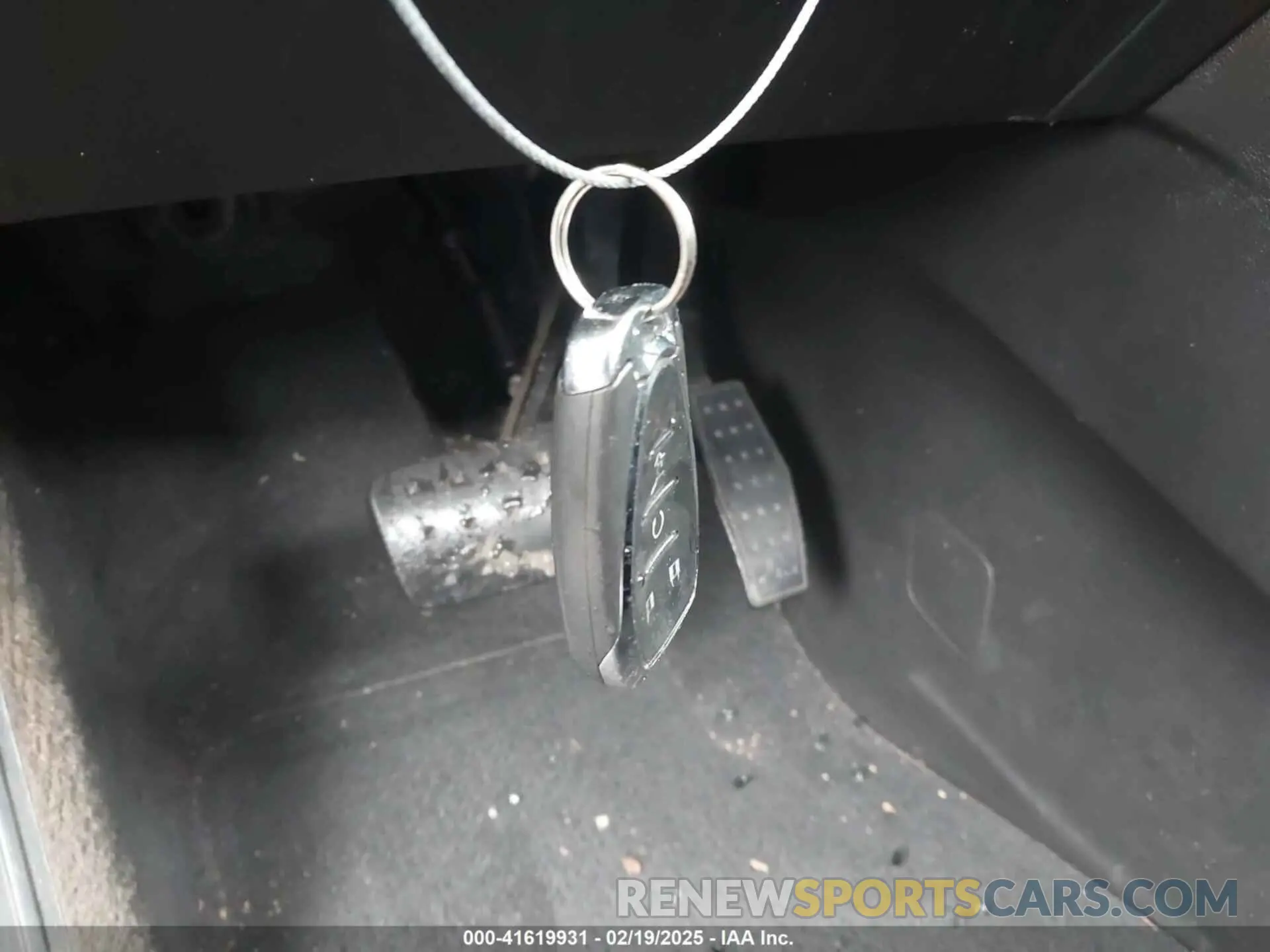 11 Photograph of a damaged car 1GNERHKW8KJ117969 CHEVROLET TRAVERSE 2019