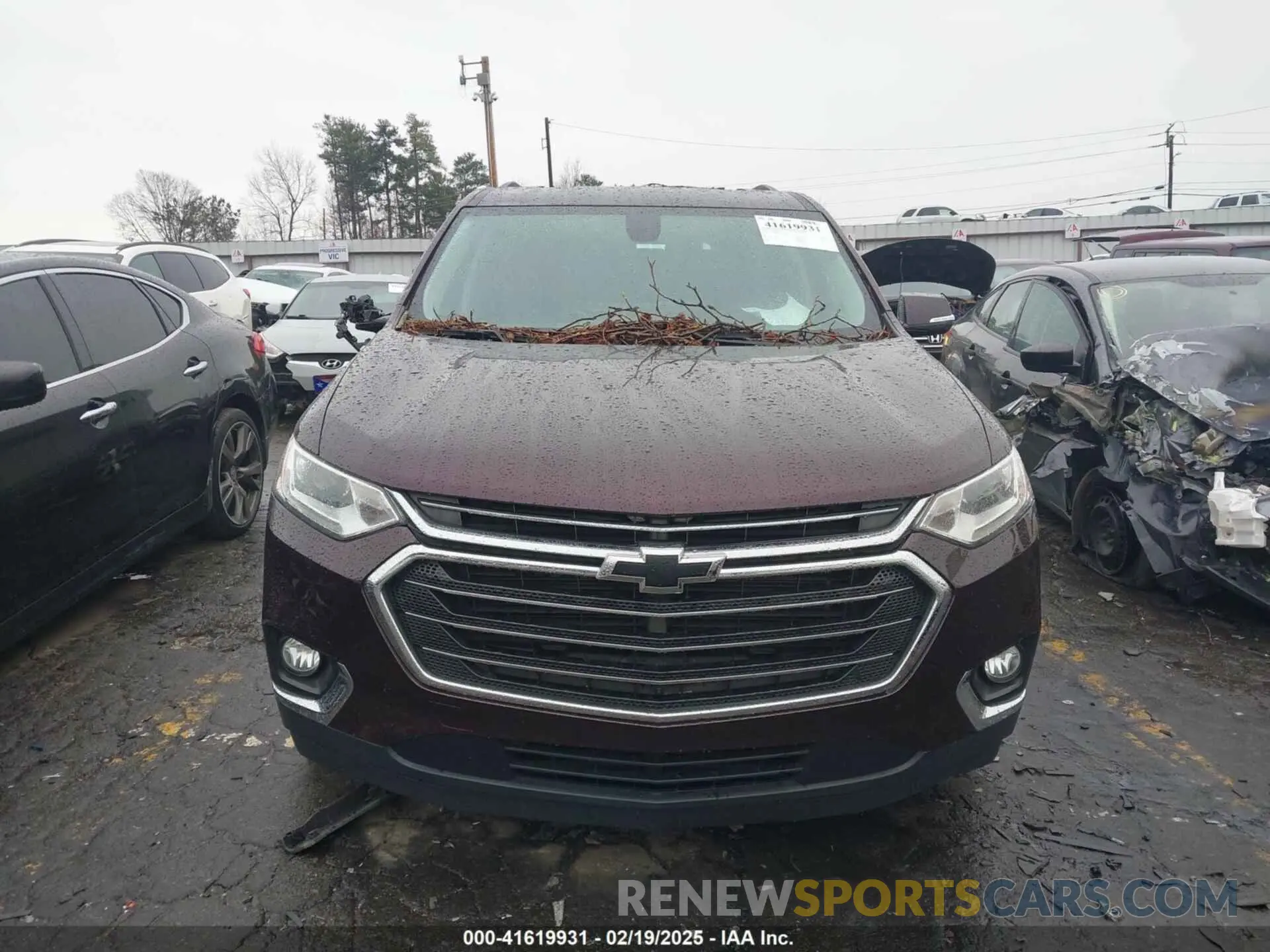 12 Photograph of a damaged car 1GNERHKW8KJ117969 CHEVROLET TRAVERSE 2019