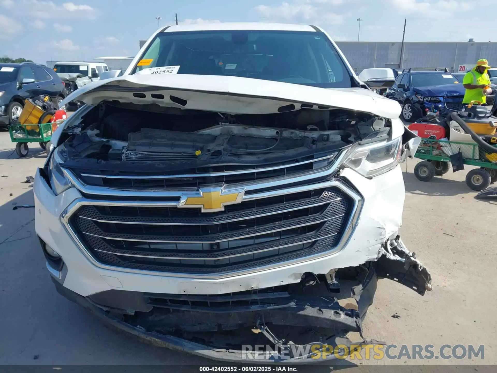 12 Photograph of a damaged car 1GNERHKW8KJ243720 CHEVROLET TRAVERSE 2019