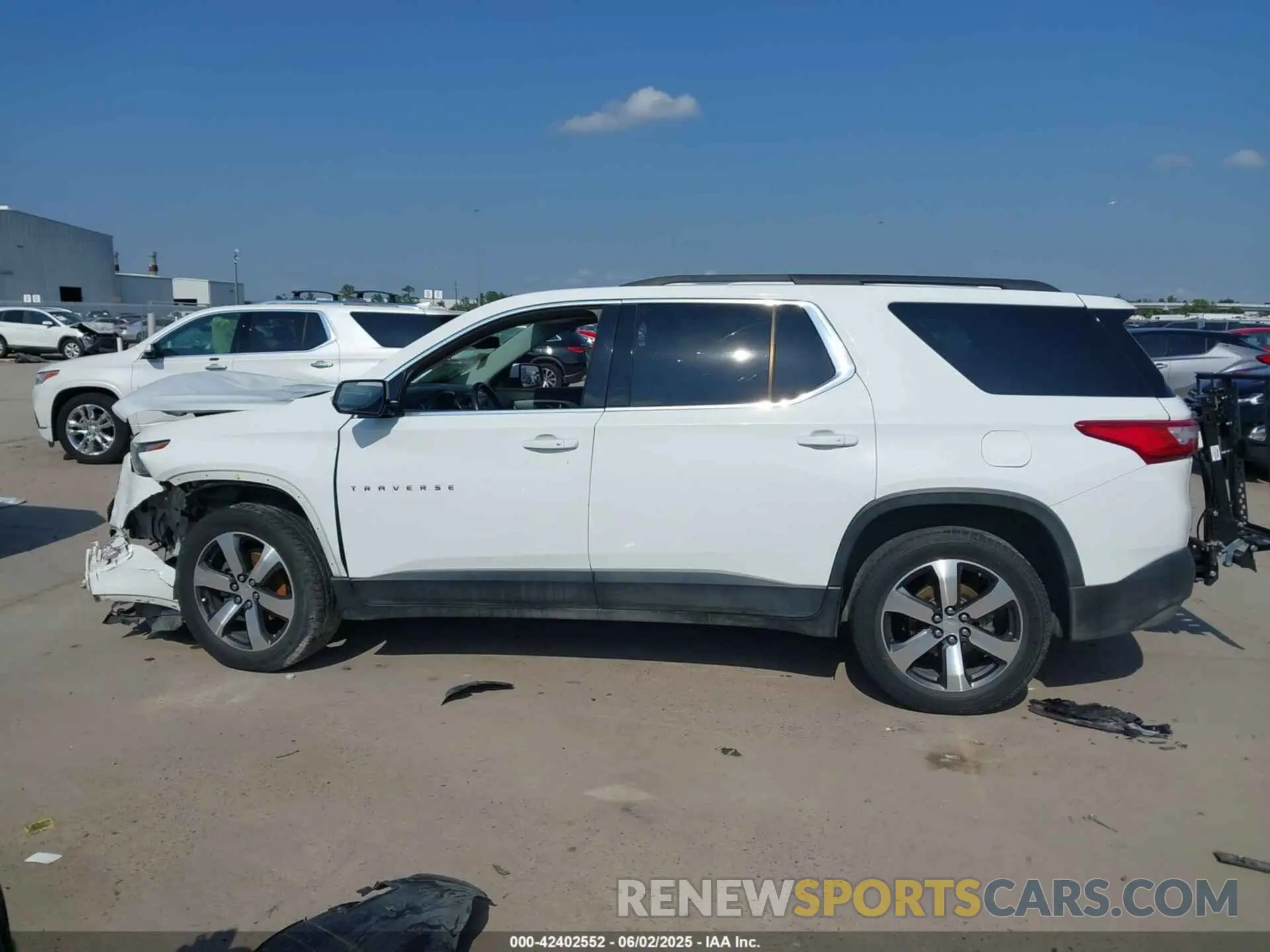 14 Photograph of a damaged car 1GNERHKW8KJ243720 CHEVROLET TRAVERSE 2019