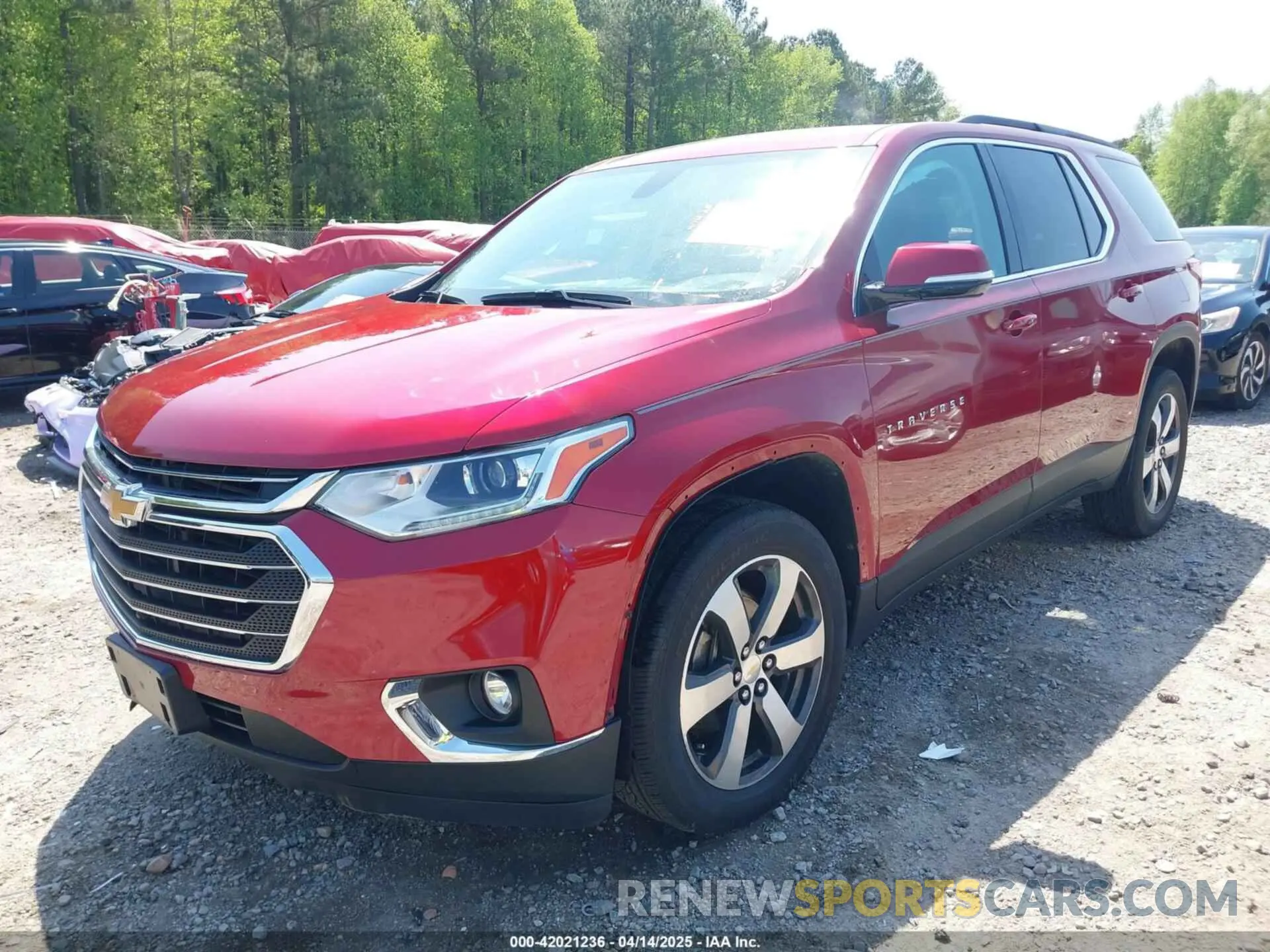 2 Photograph of a damaged car 1GNERHKW8KJ248190 CHEVROLET TRAVERSE 2019