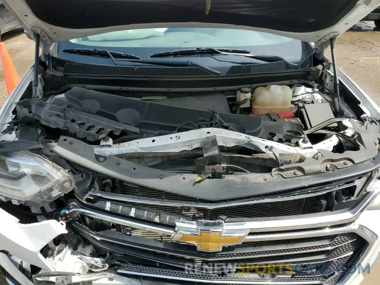 12 Photograph of a damaged car 1GNERHKW9KJ113297 CHEVROLET TRAVERSE 2019